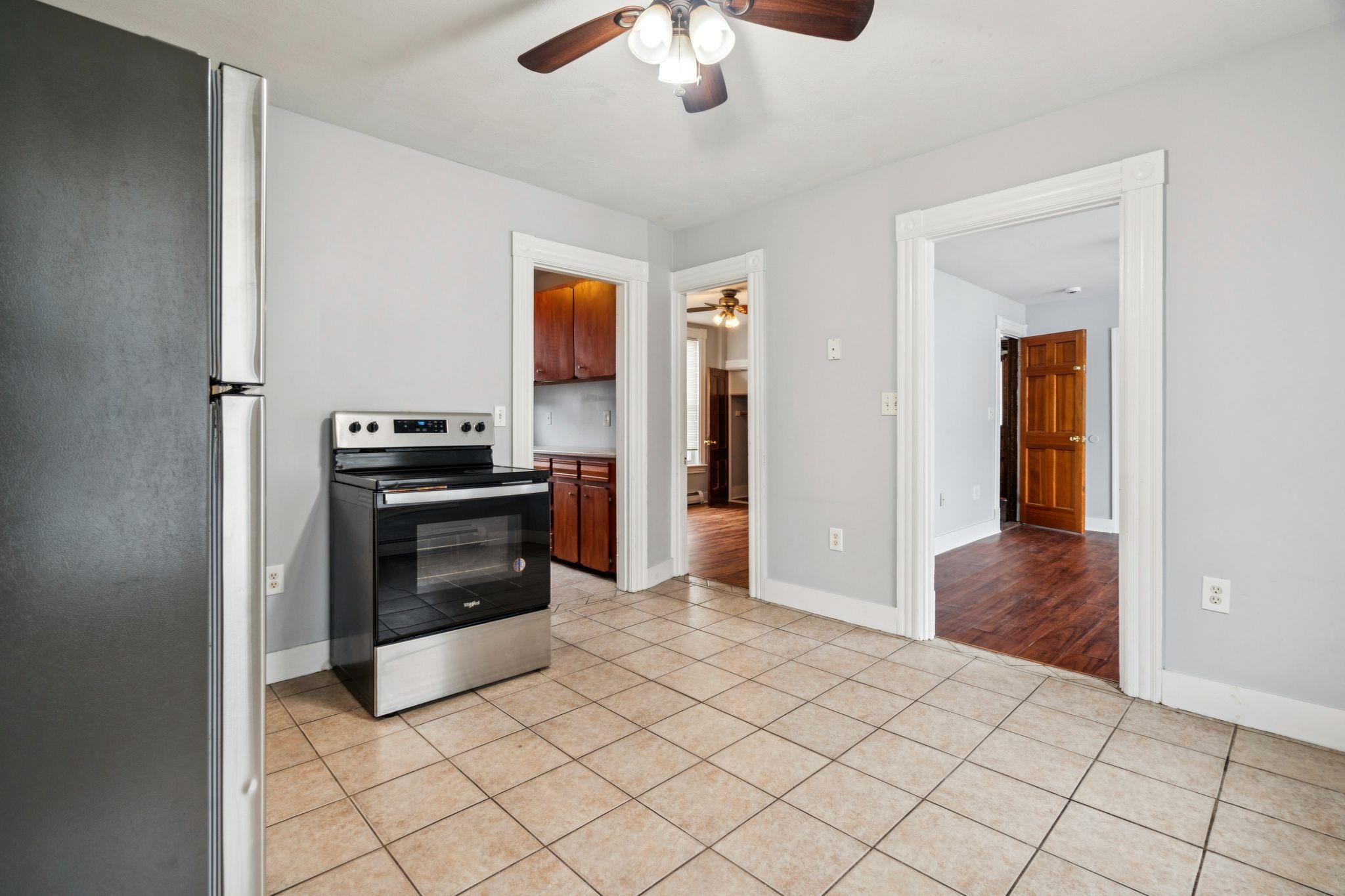 463 Lake Avenue Property Photo 16