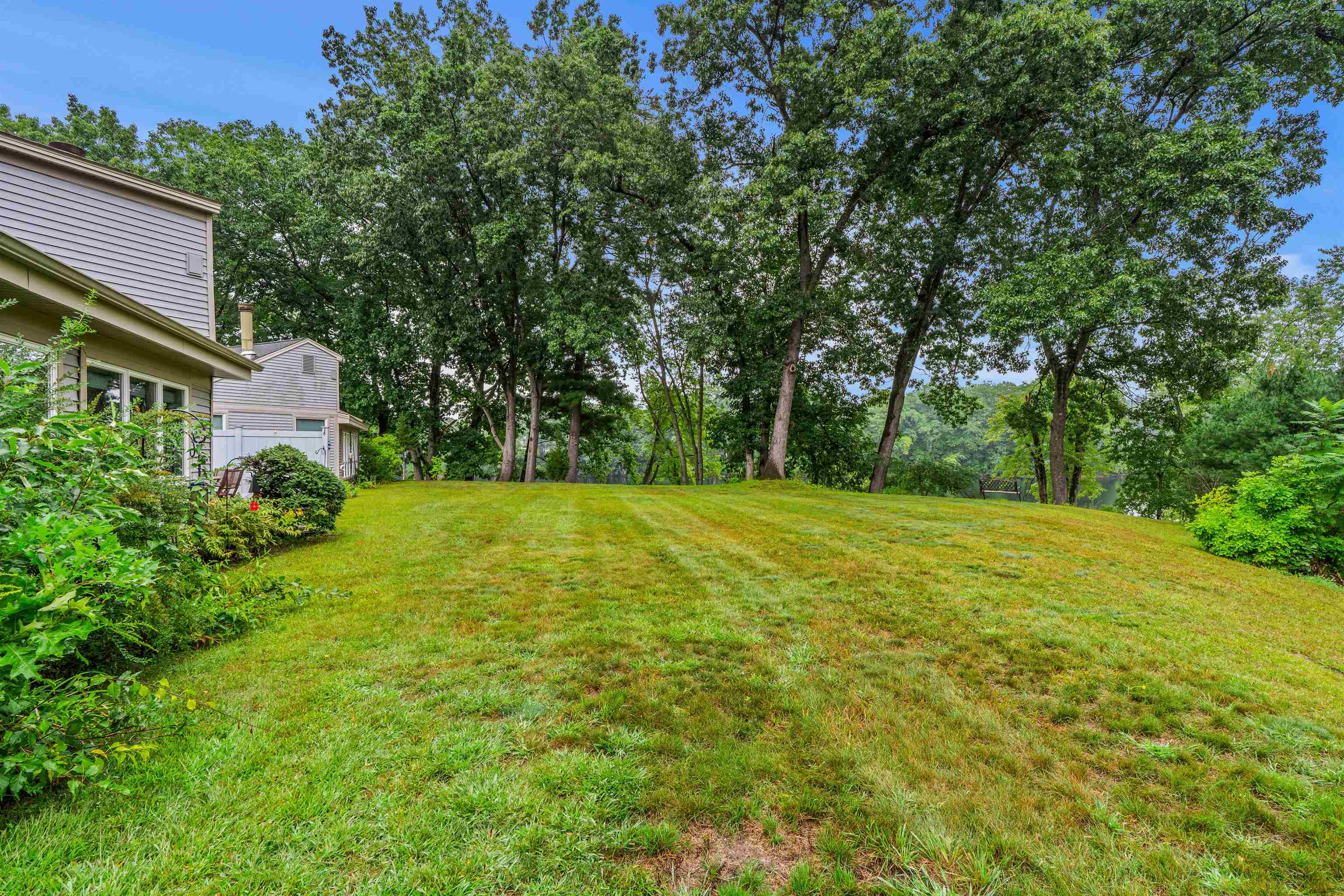 33 Walden Pond Drive Property Photo 10