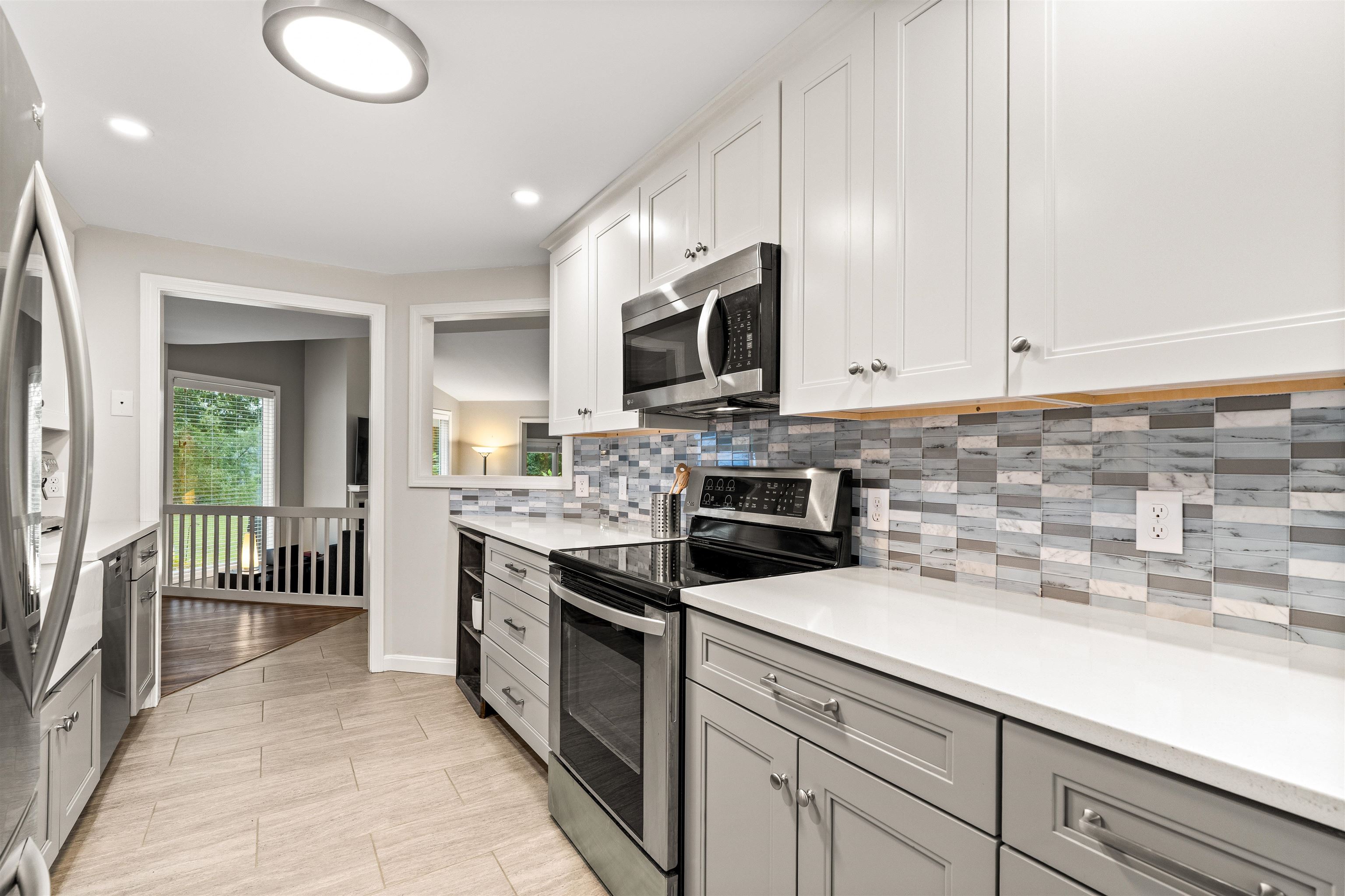 33 Walden Pond Drive Property Photo 27