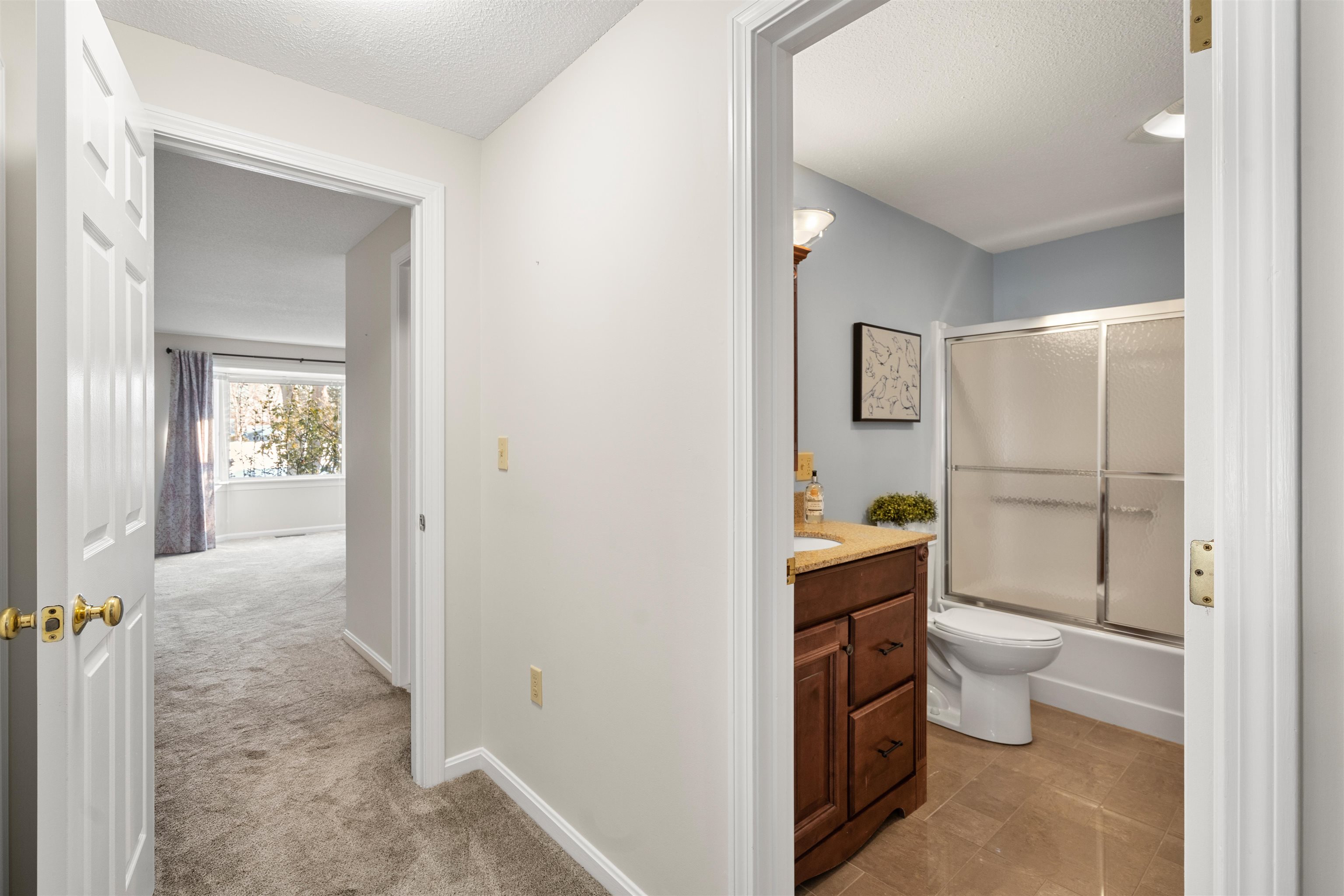 33 Walden Pond Drive Property Photo 39