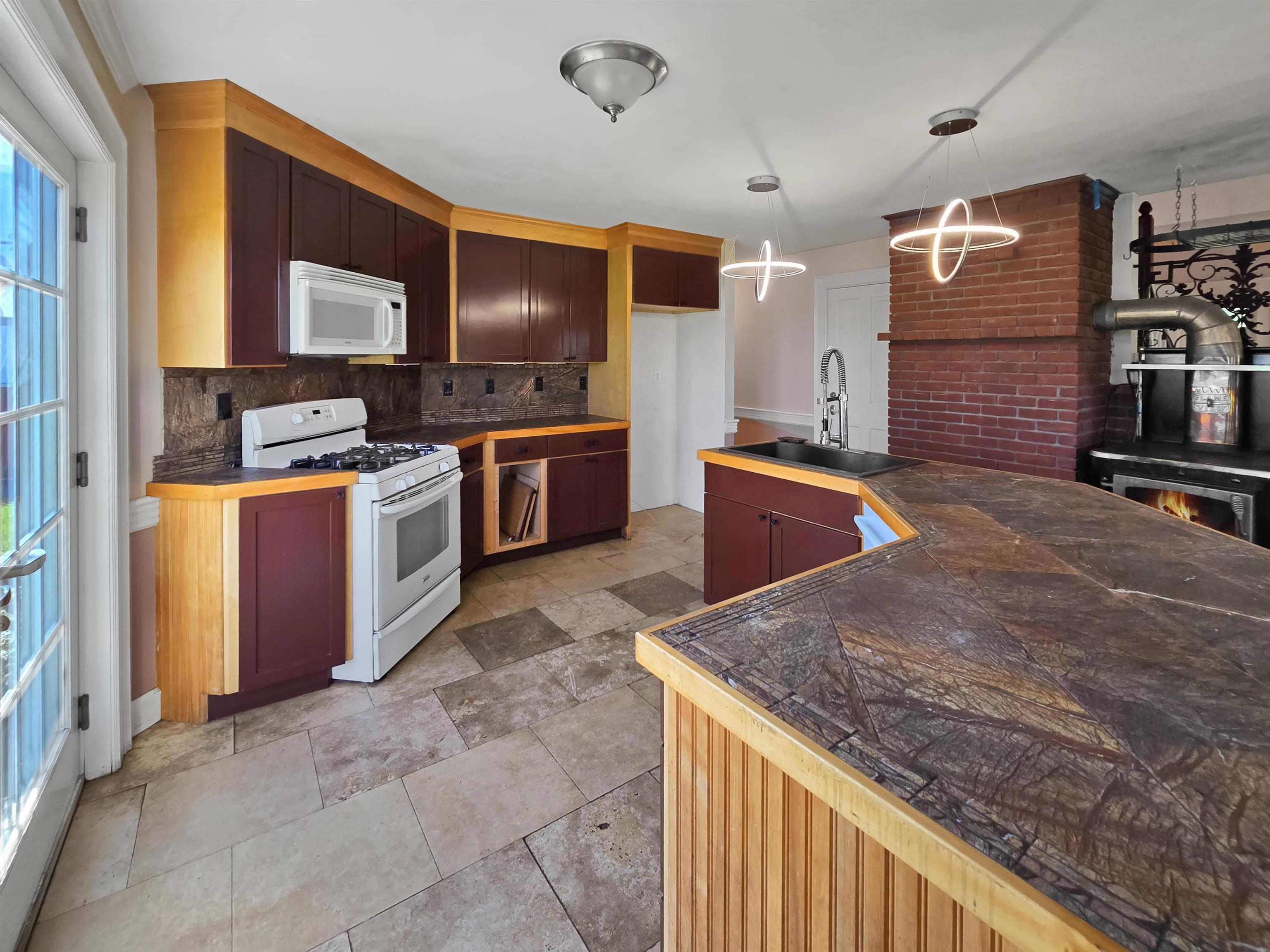 883 Goodrich Cross Road Property Photo 13