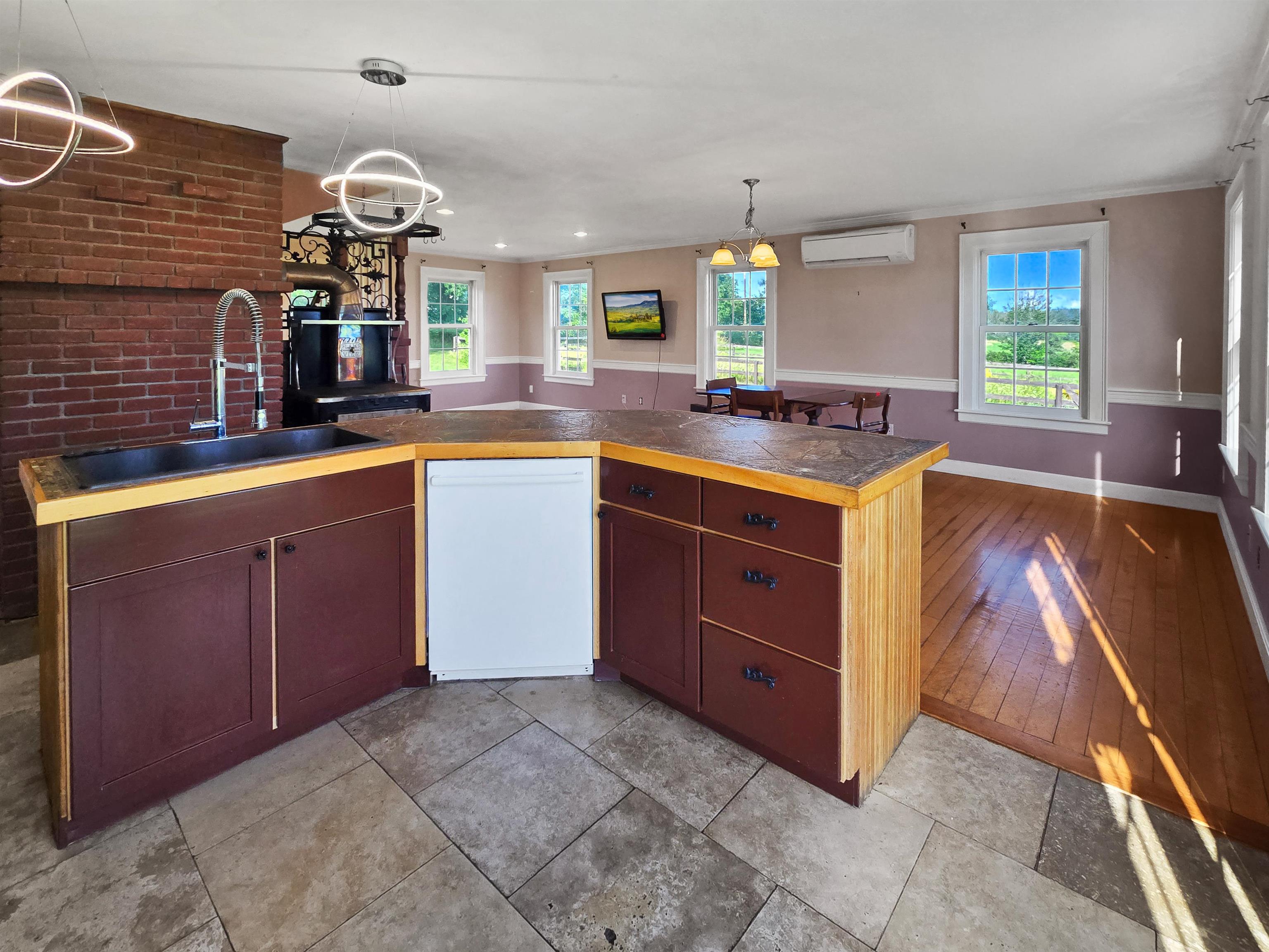 883 Goodrich Cross Road Property Photo 15