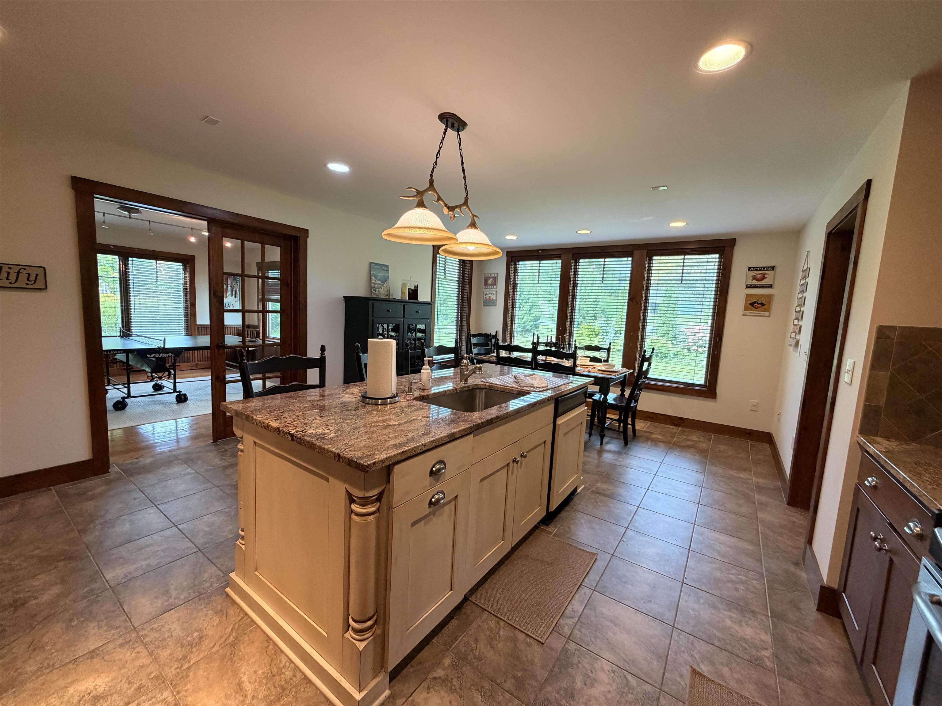 4 Encore Place Property Photo 16