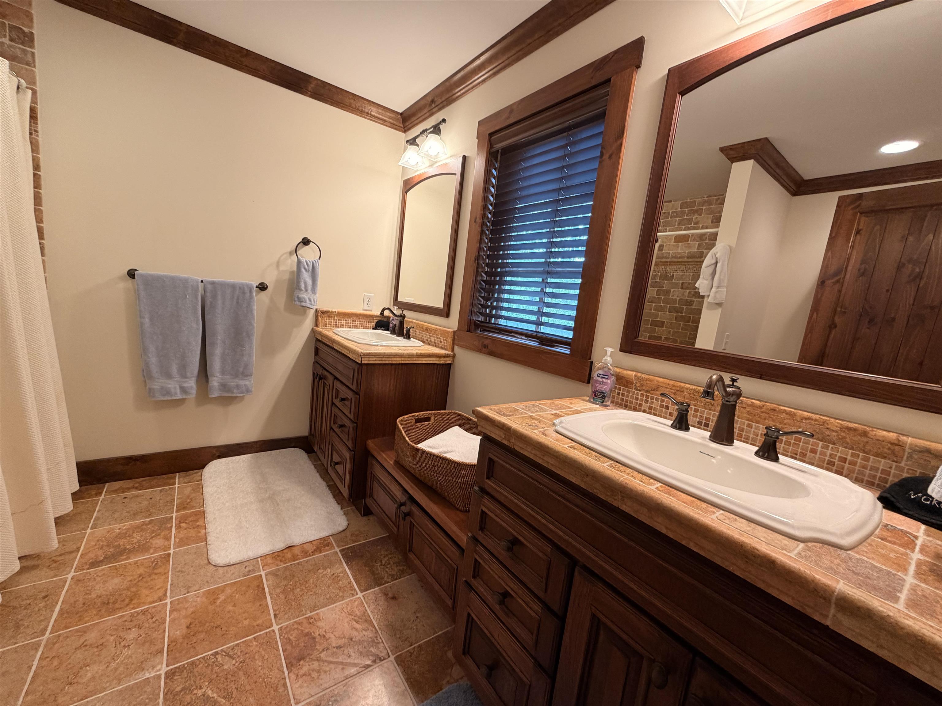 4 Encore Place Property Photo 35