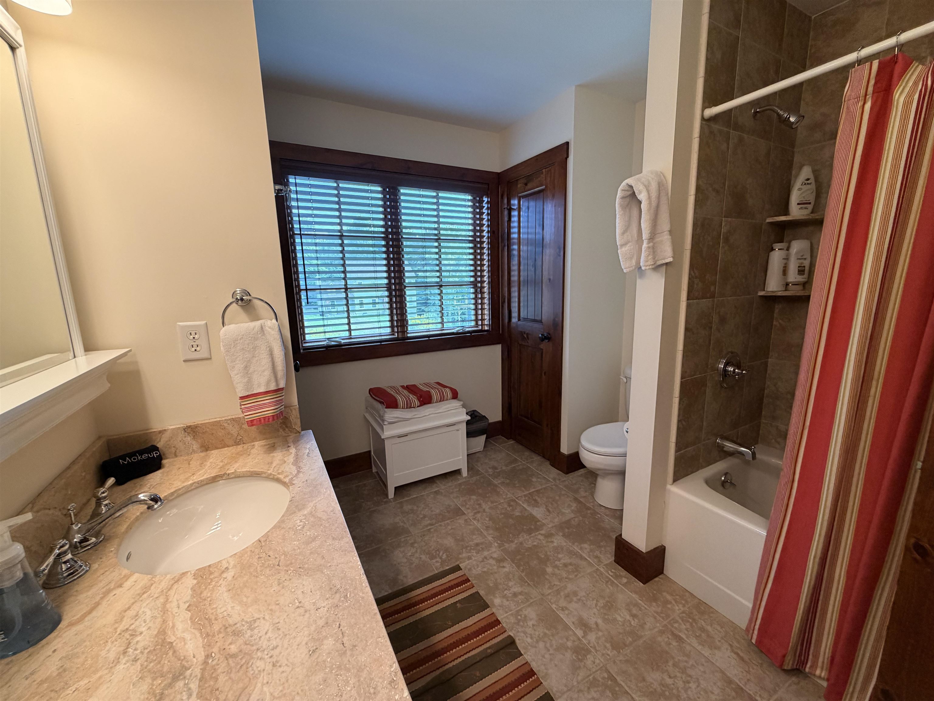 4 Encore Place Property Photo 42