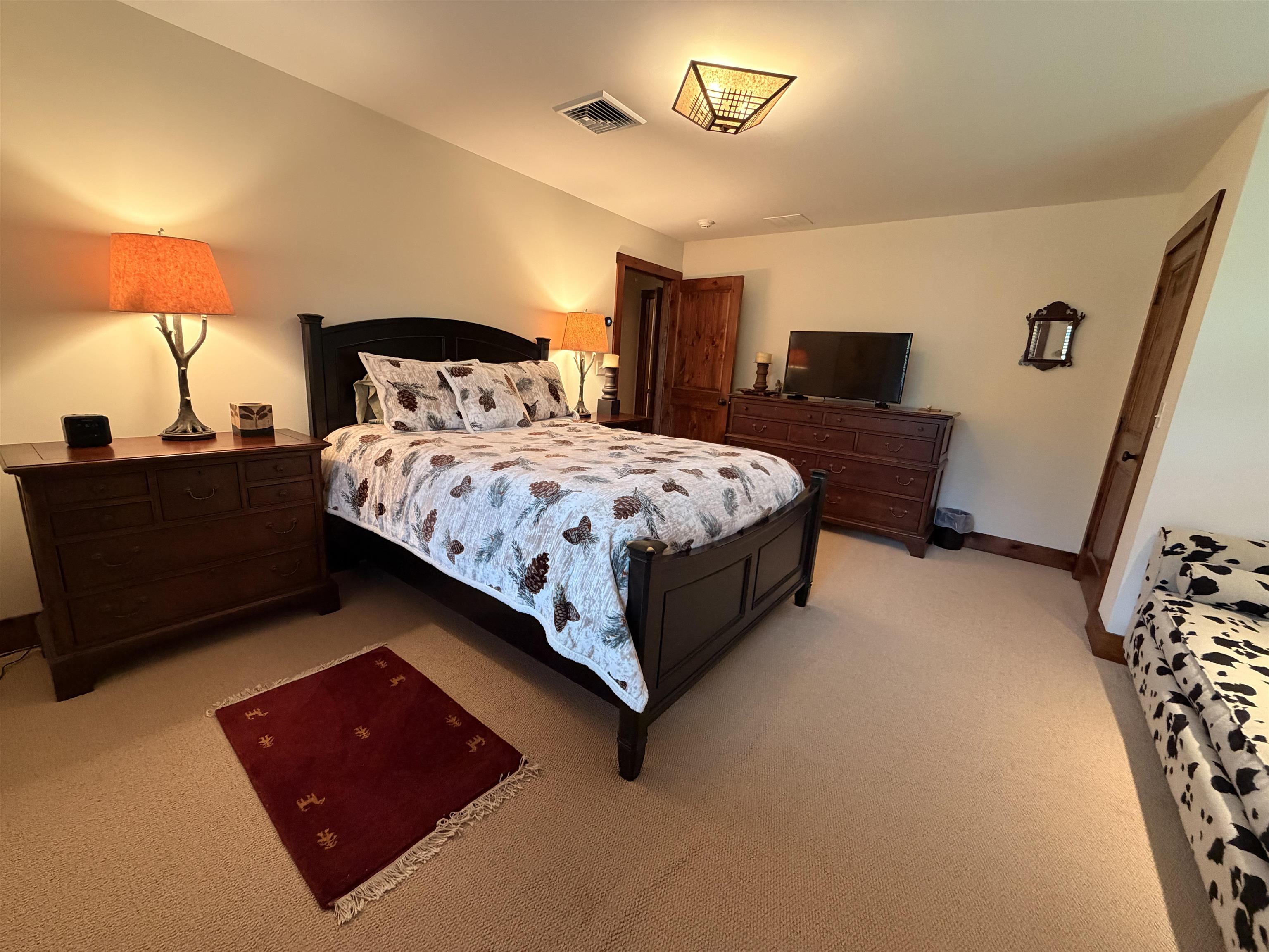 4 Encore Place Property Photo 43