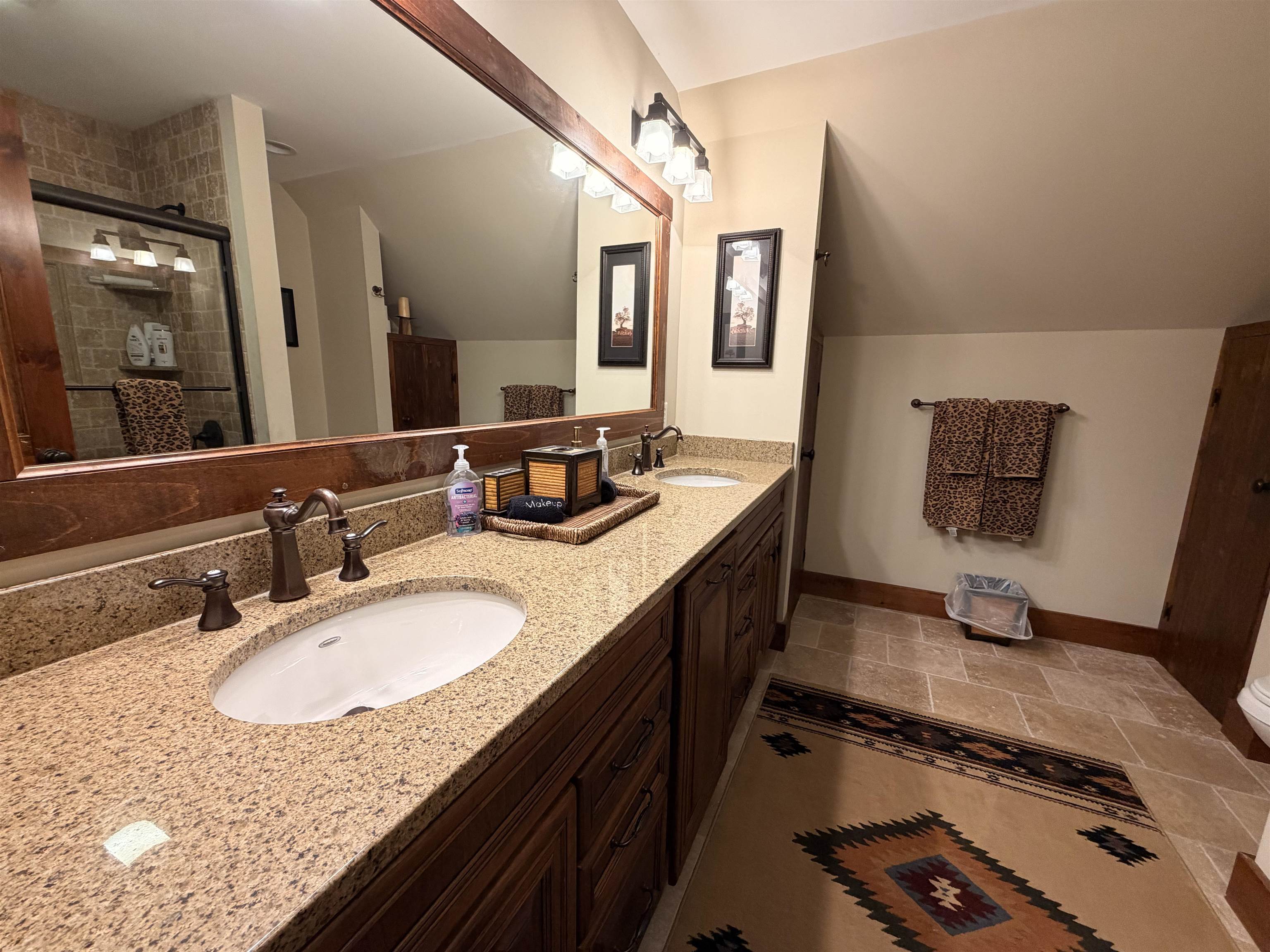 4 Encore Place Property Photo 47