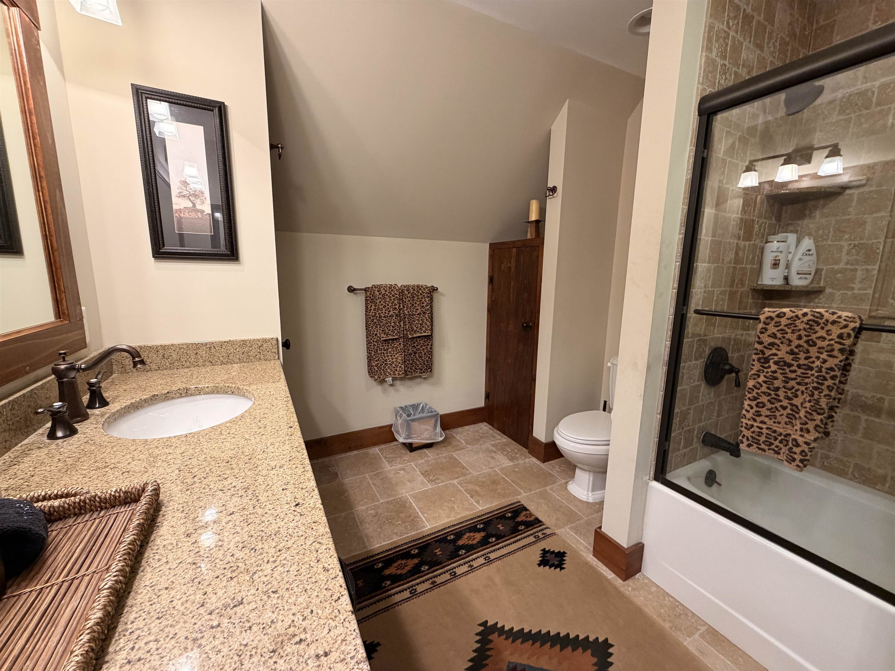 4 Encore Place Property Photo 48