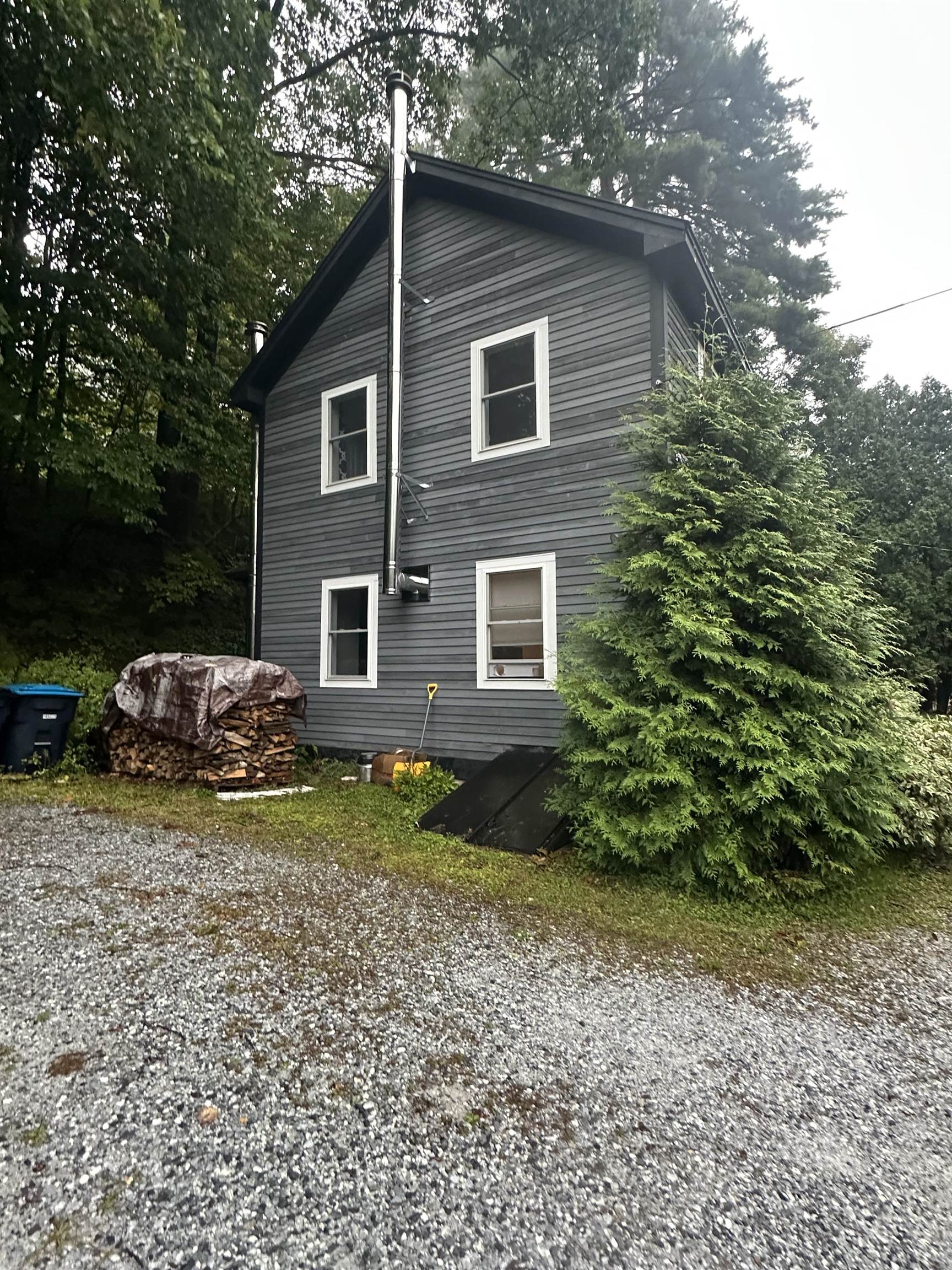 34 Pleasant Street Property Photo 3