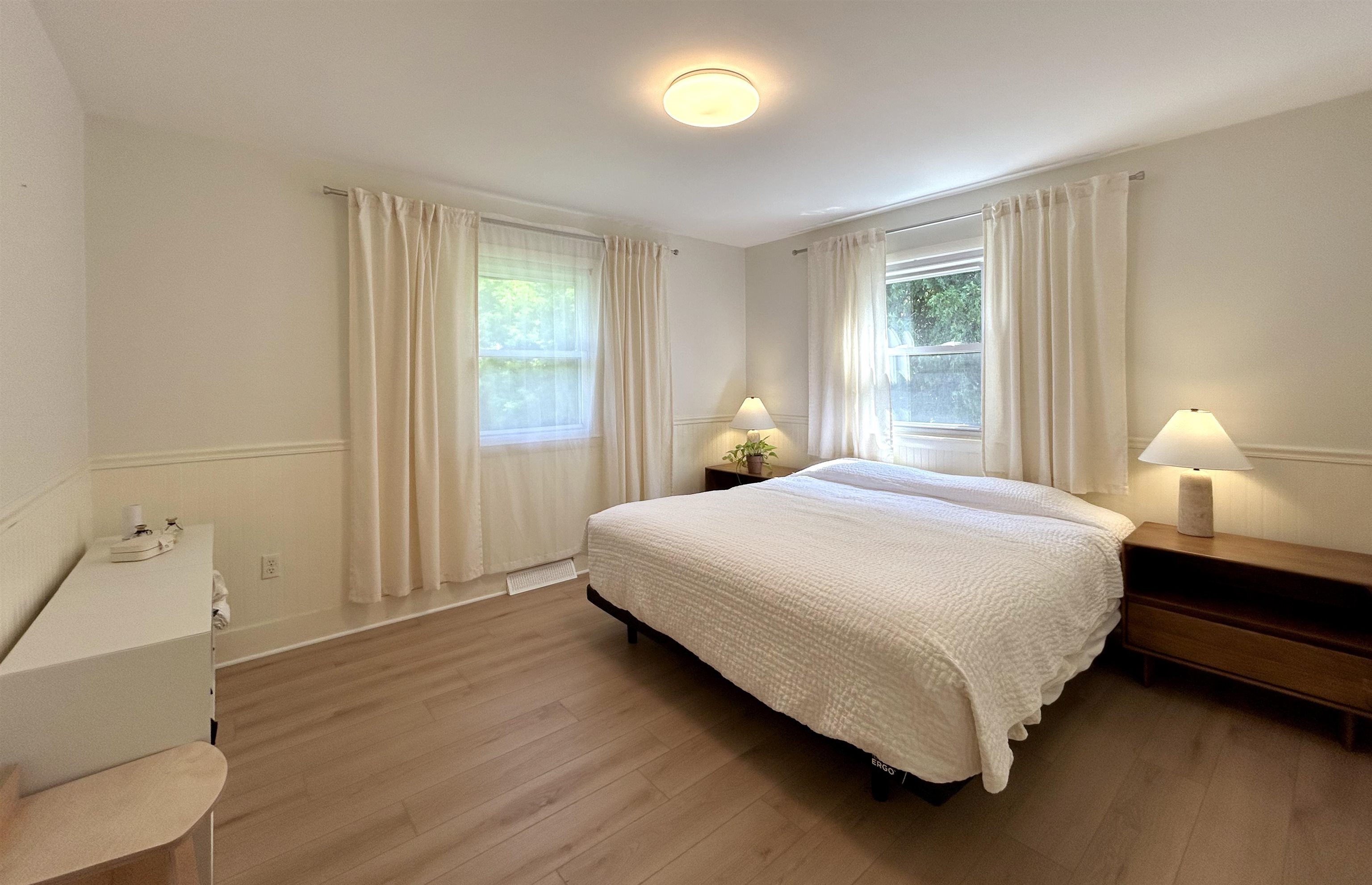 5 Swanage Court Property Photo 9