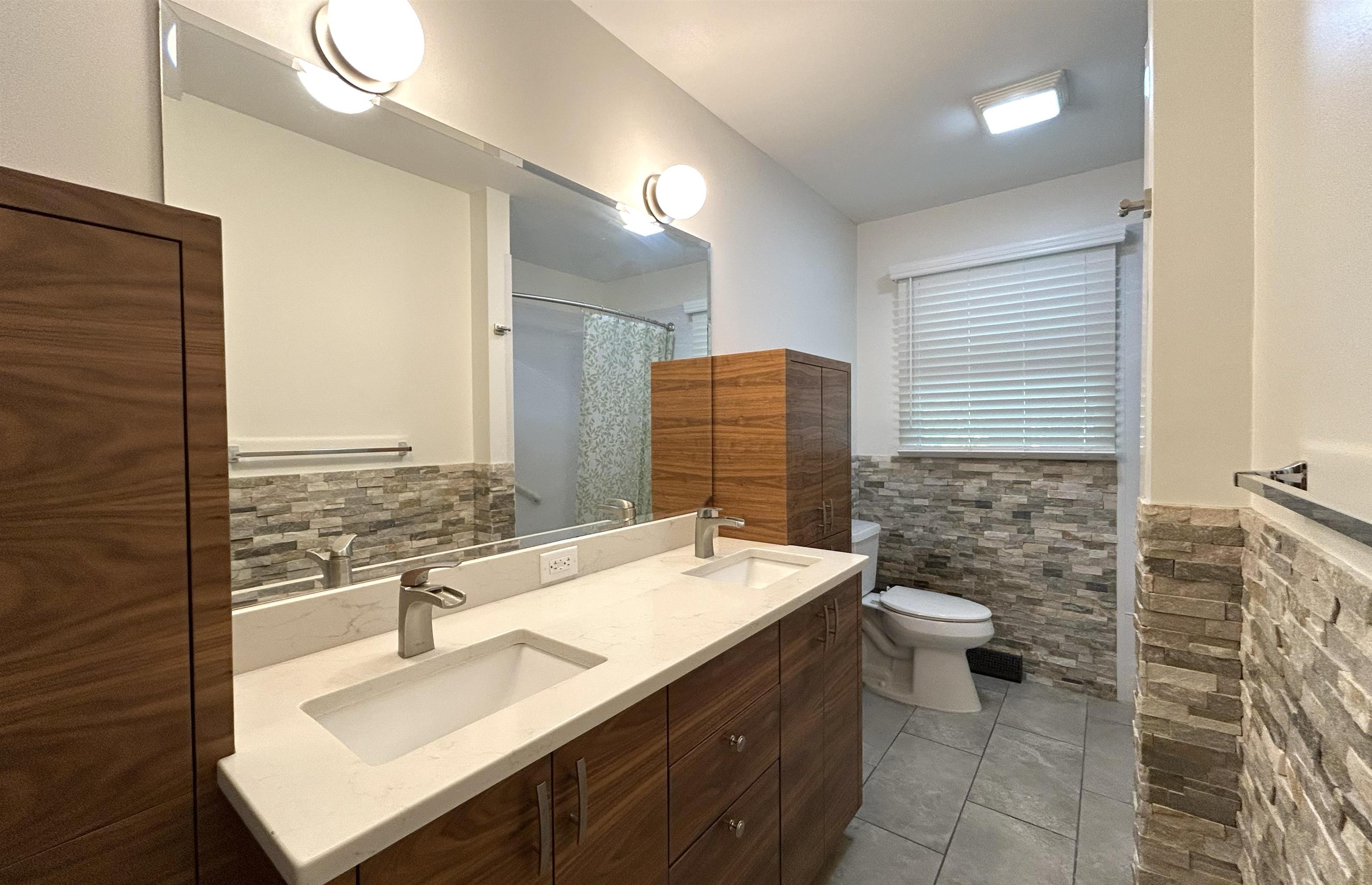 5 Swanage Court Property Photo 13