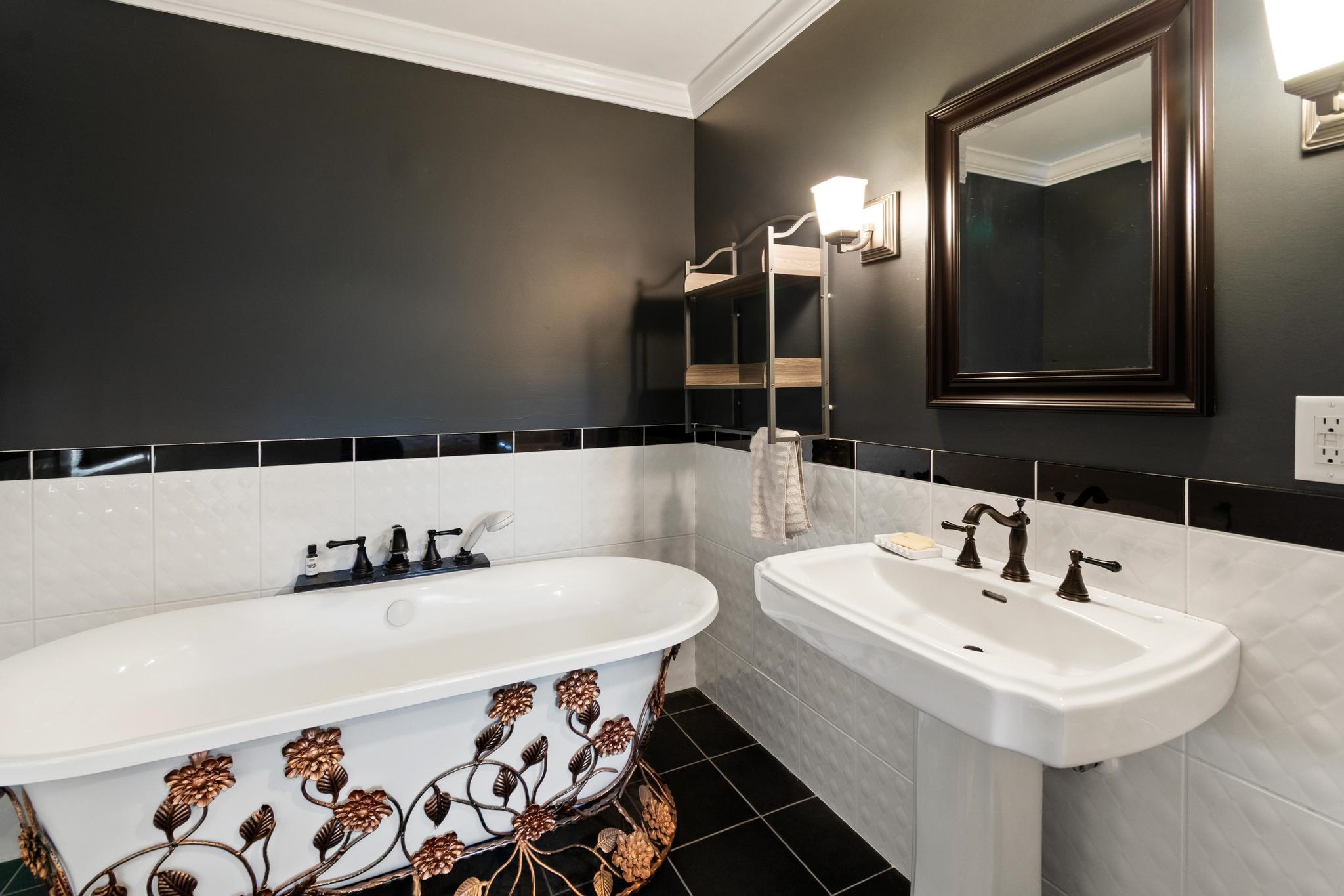 47 Randy Lane Property Photo 16