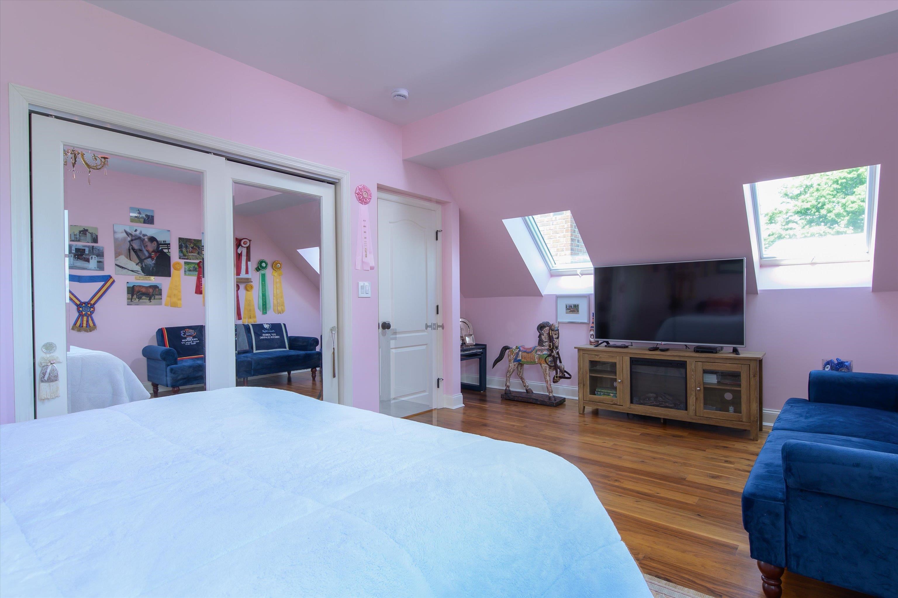 430 Fenn Road Property Photo 26