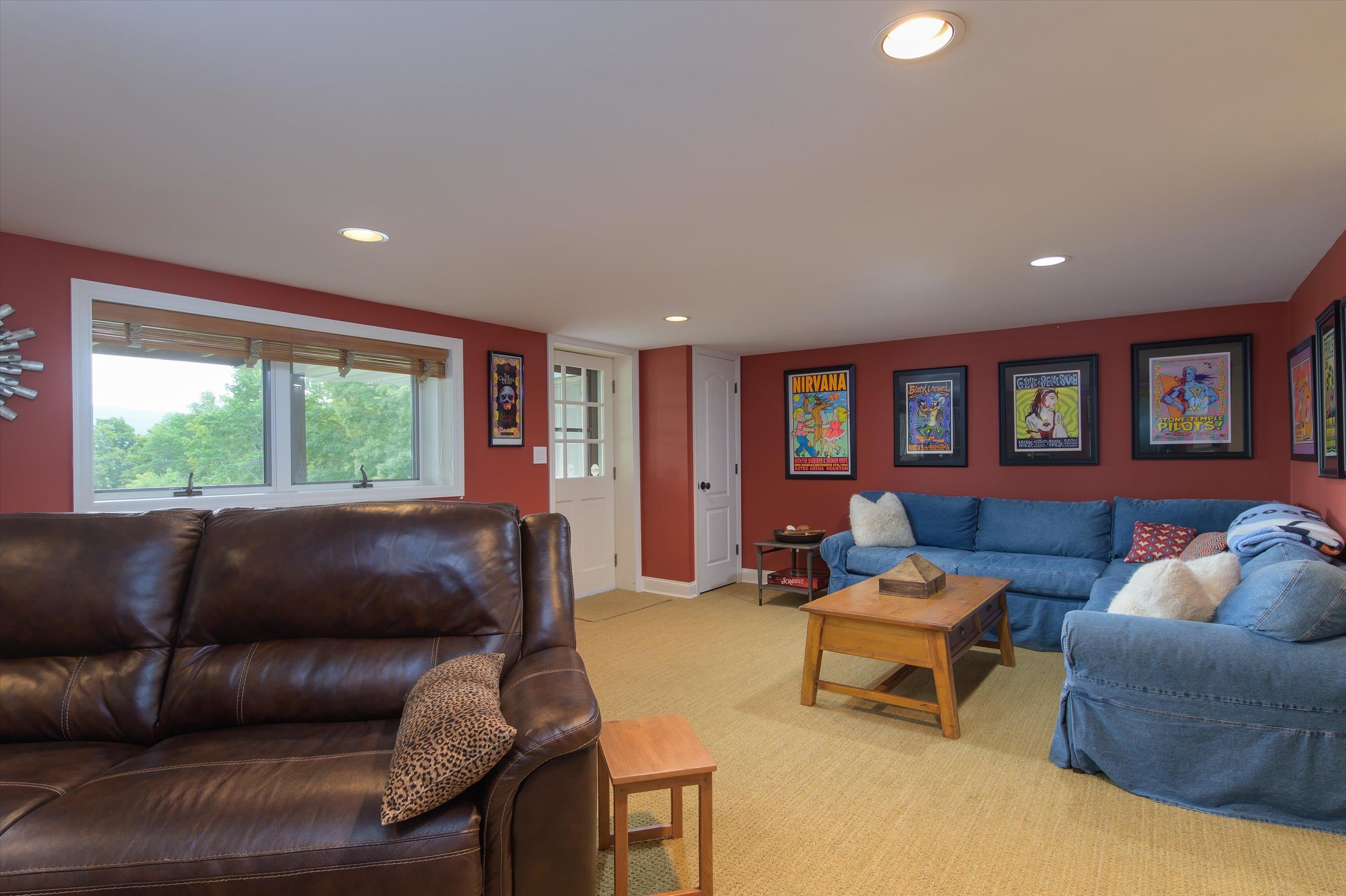 430 Fenn Road Property Photo 30