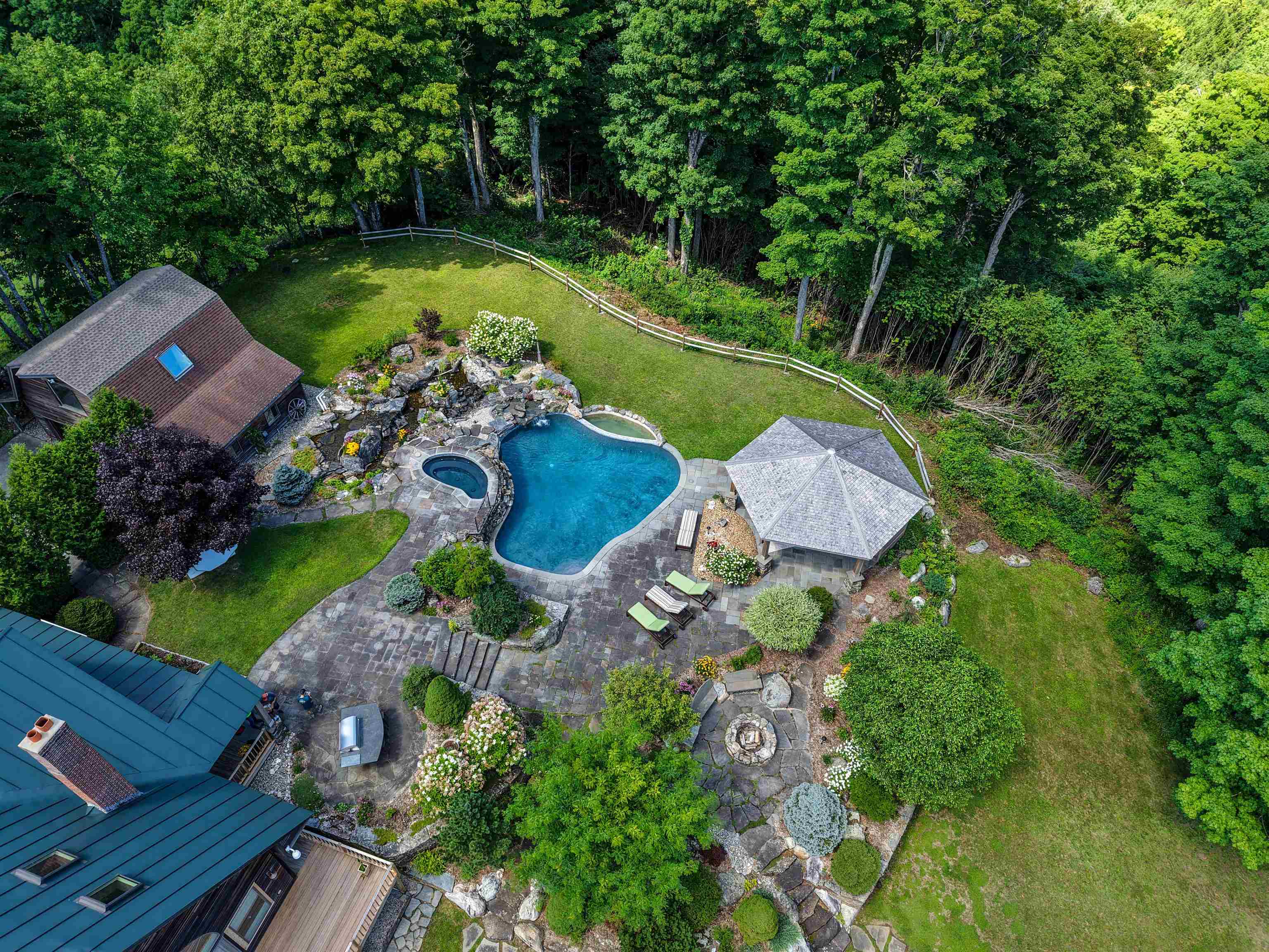 430 Fenn Road Property Photo 41