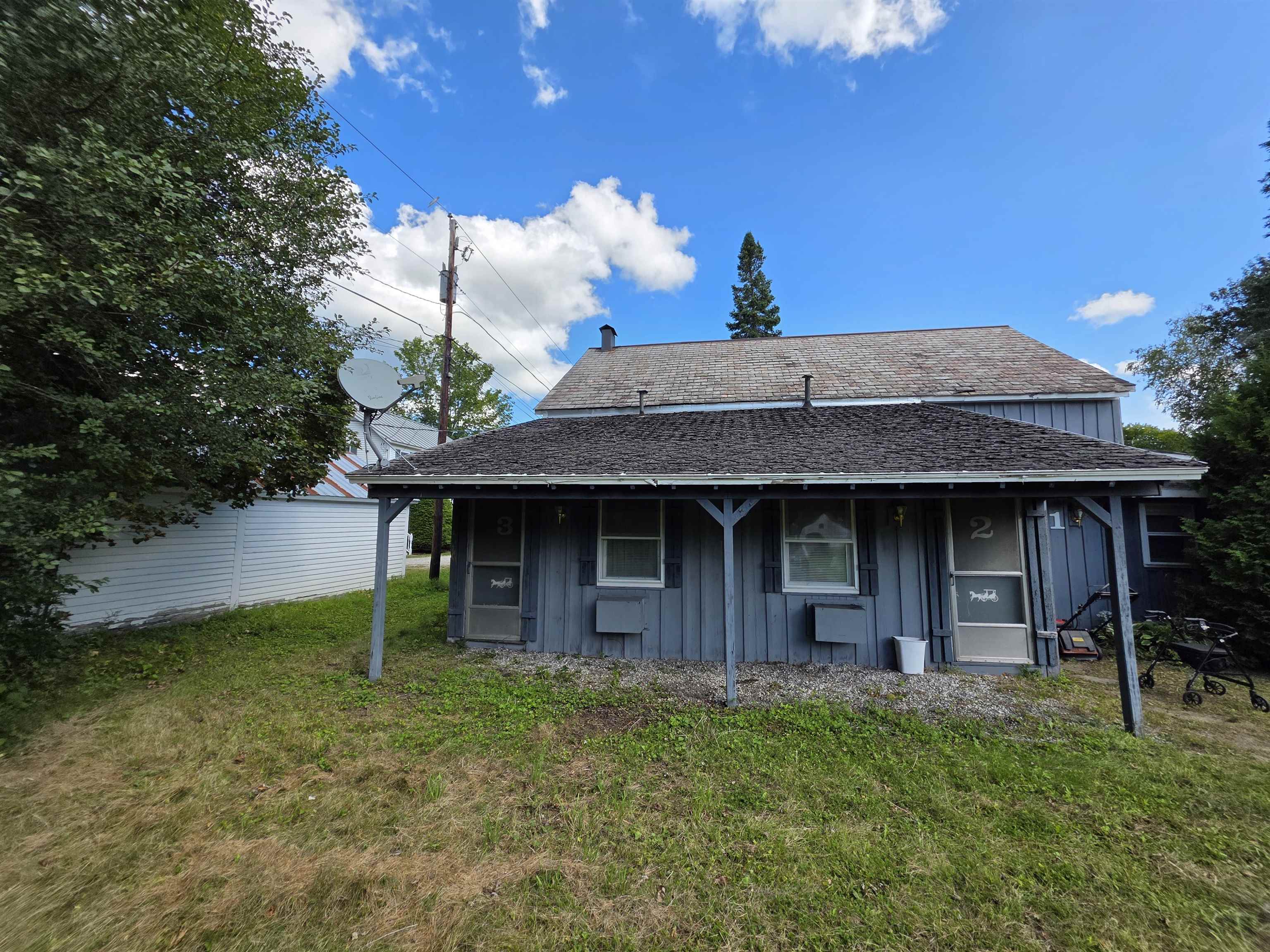 5549 Main Street Property Photo 9