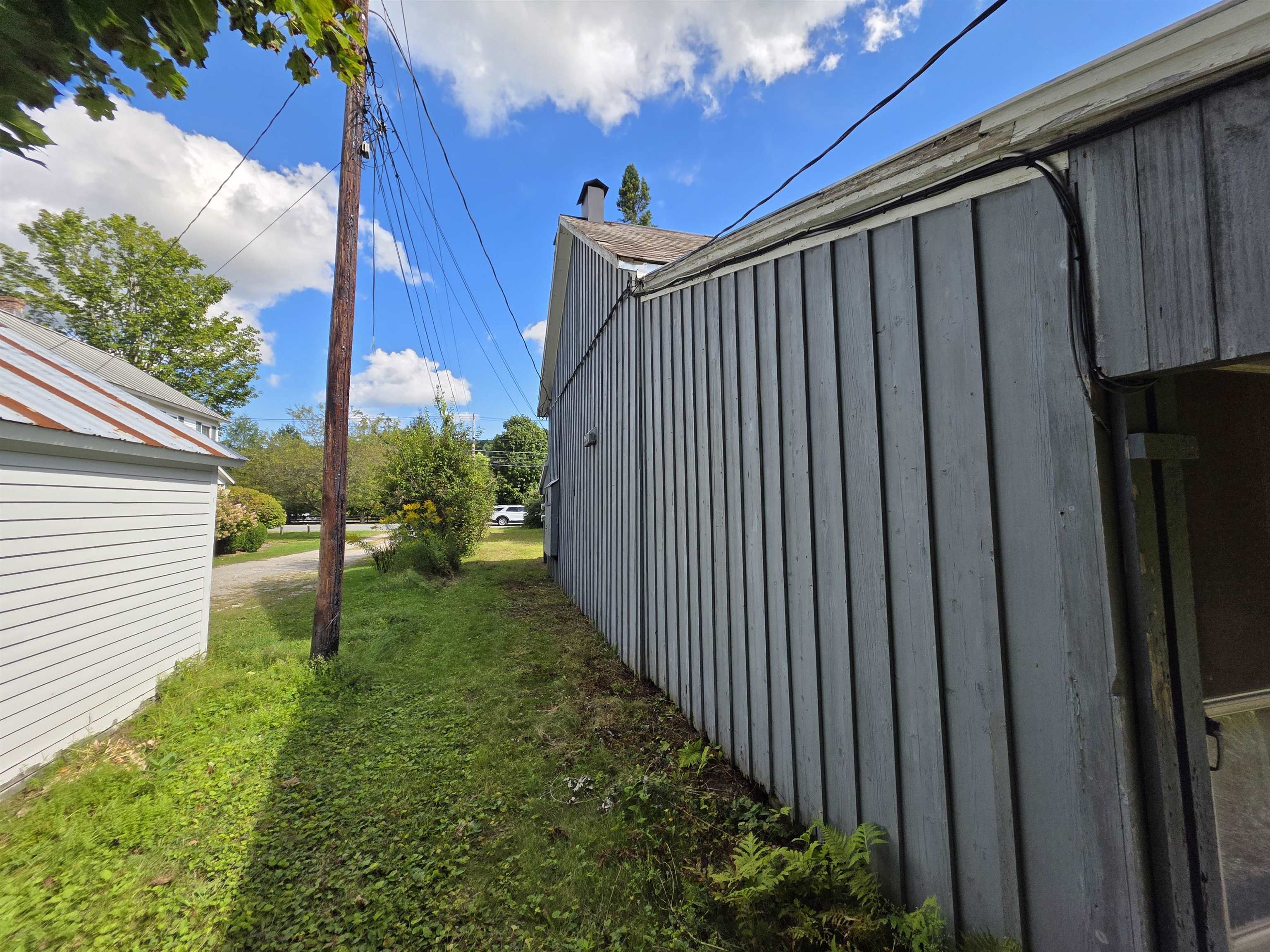 5549 Main Street Property Photo 13