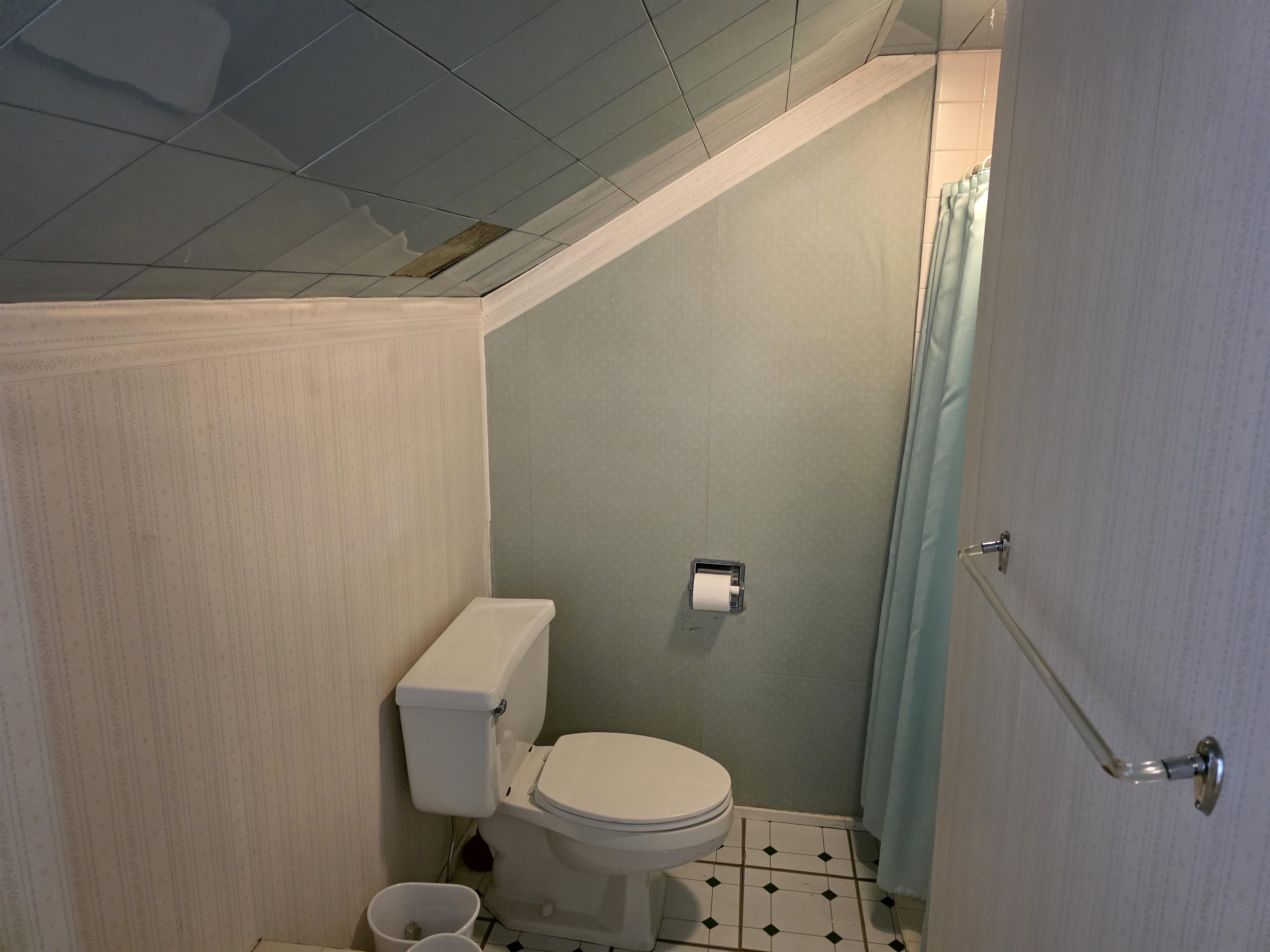 5549 Main Street Property Photo 28