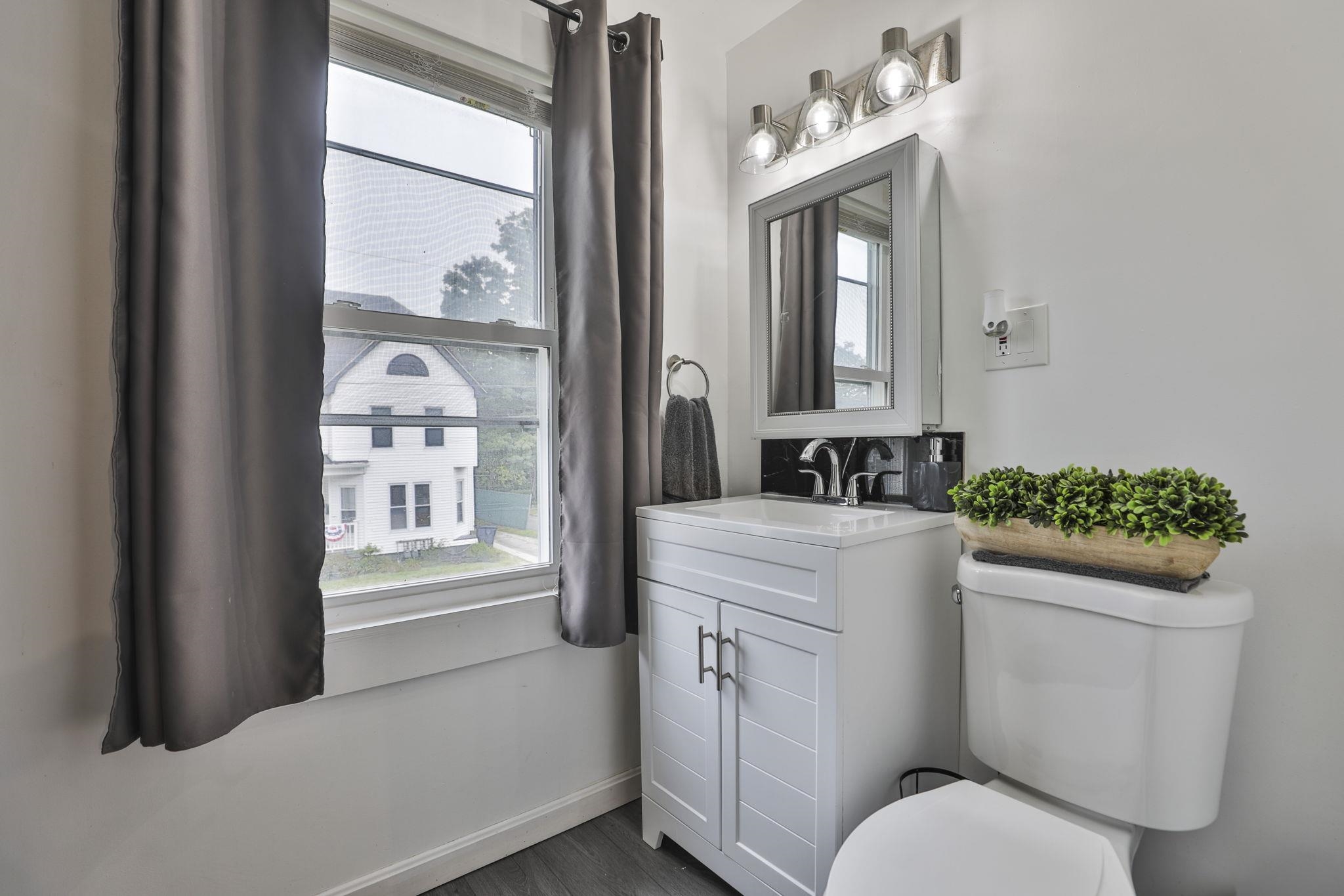 17 Prescott Street Property Photo 16