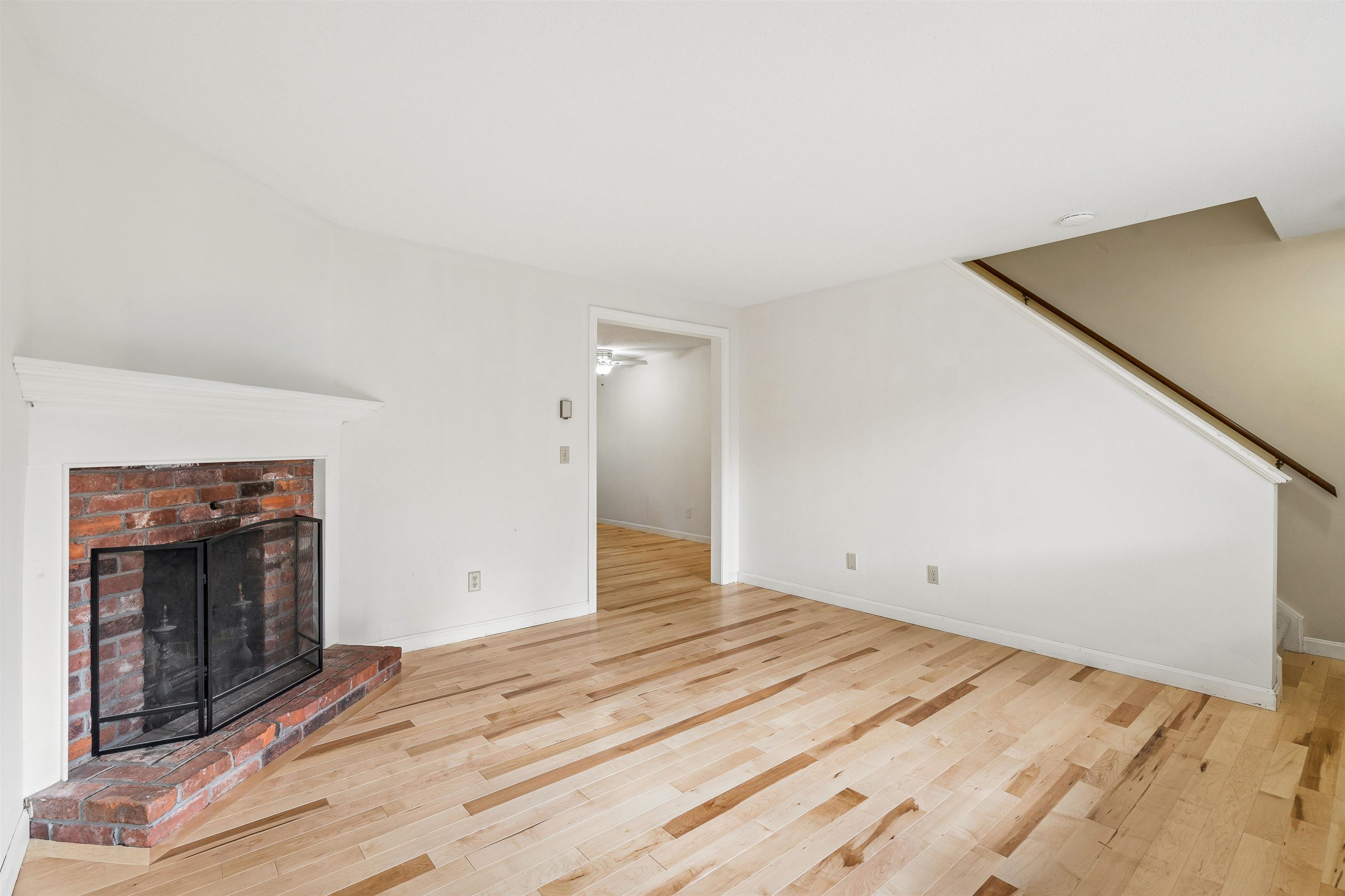 6 College Hill Road Property Photo 9