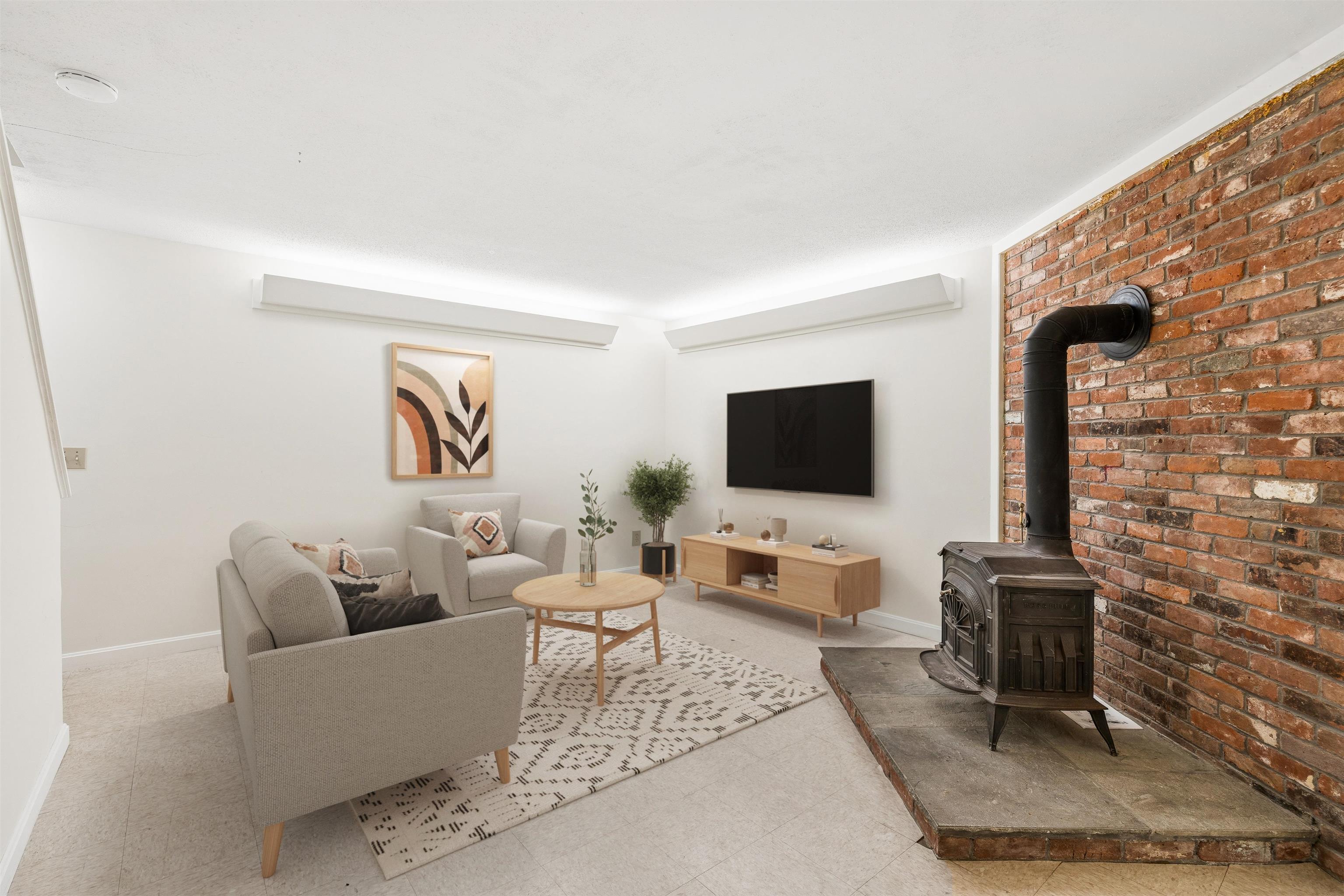 6 College Hill Road Property Photo 32
