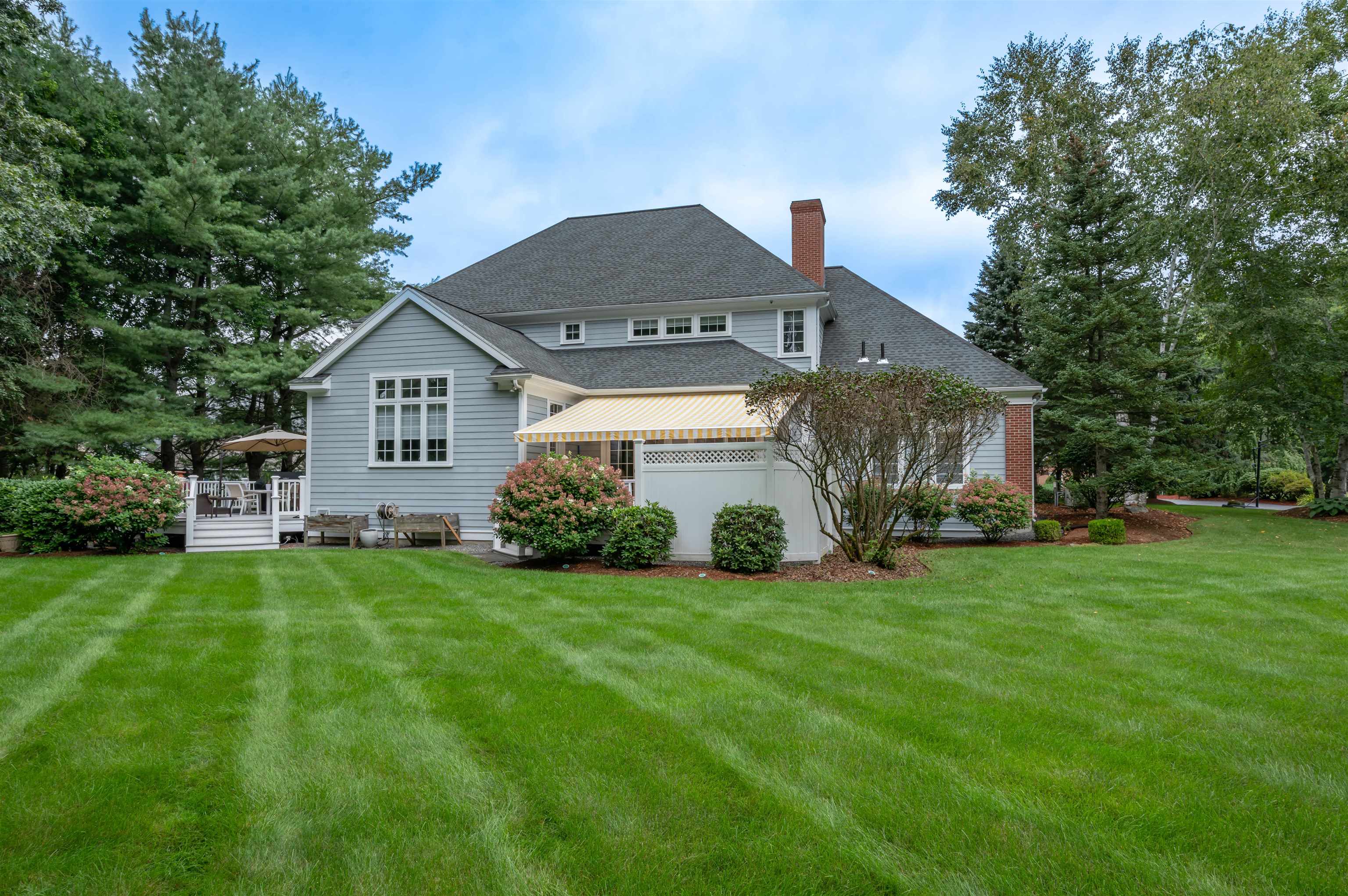 4 Crestwood Lane Property Photo 2