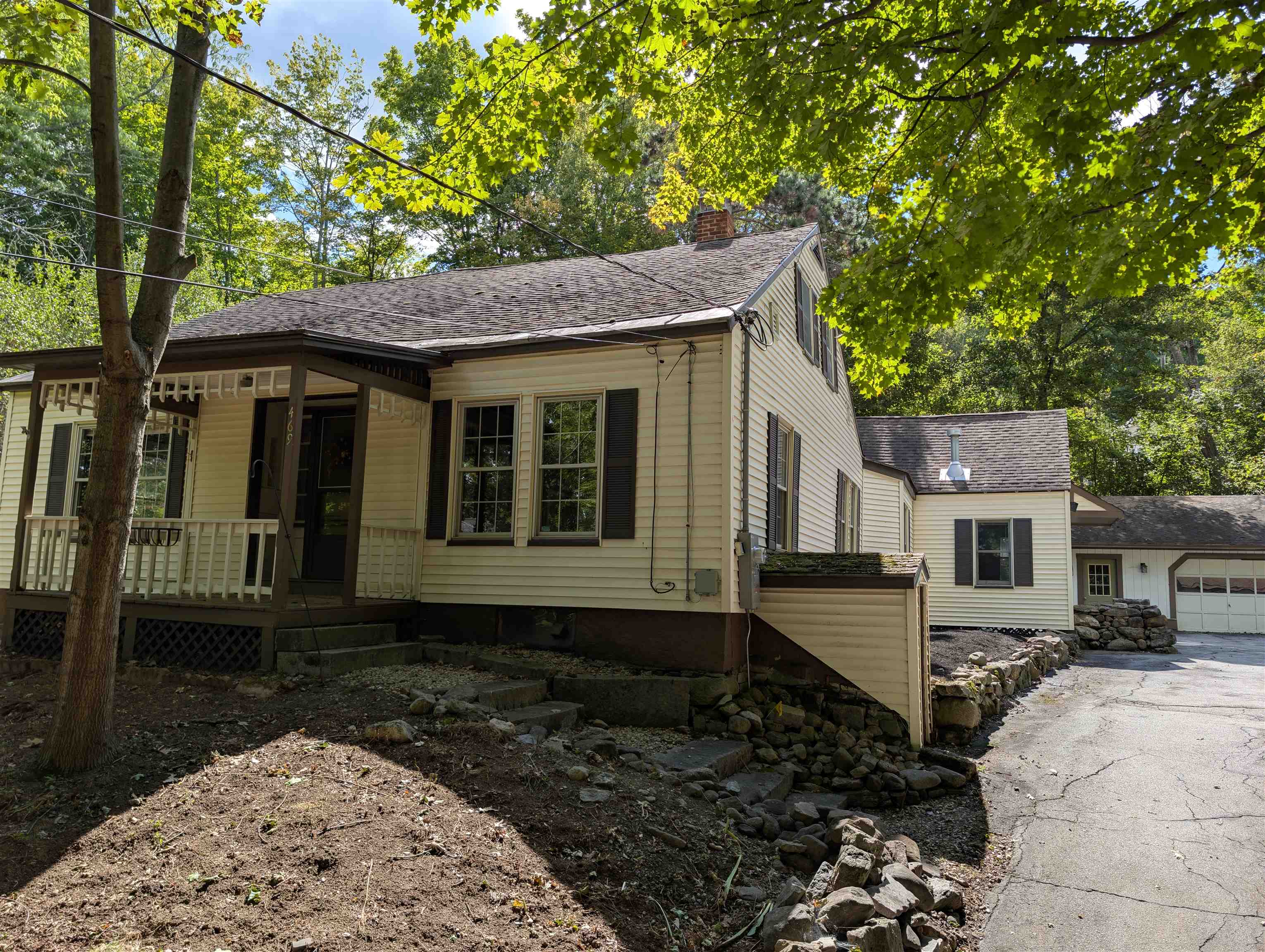 469 N State Street Property Photo 1