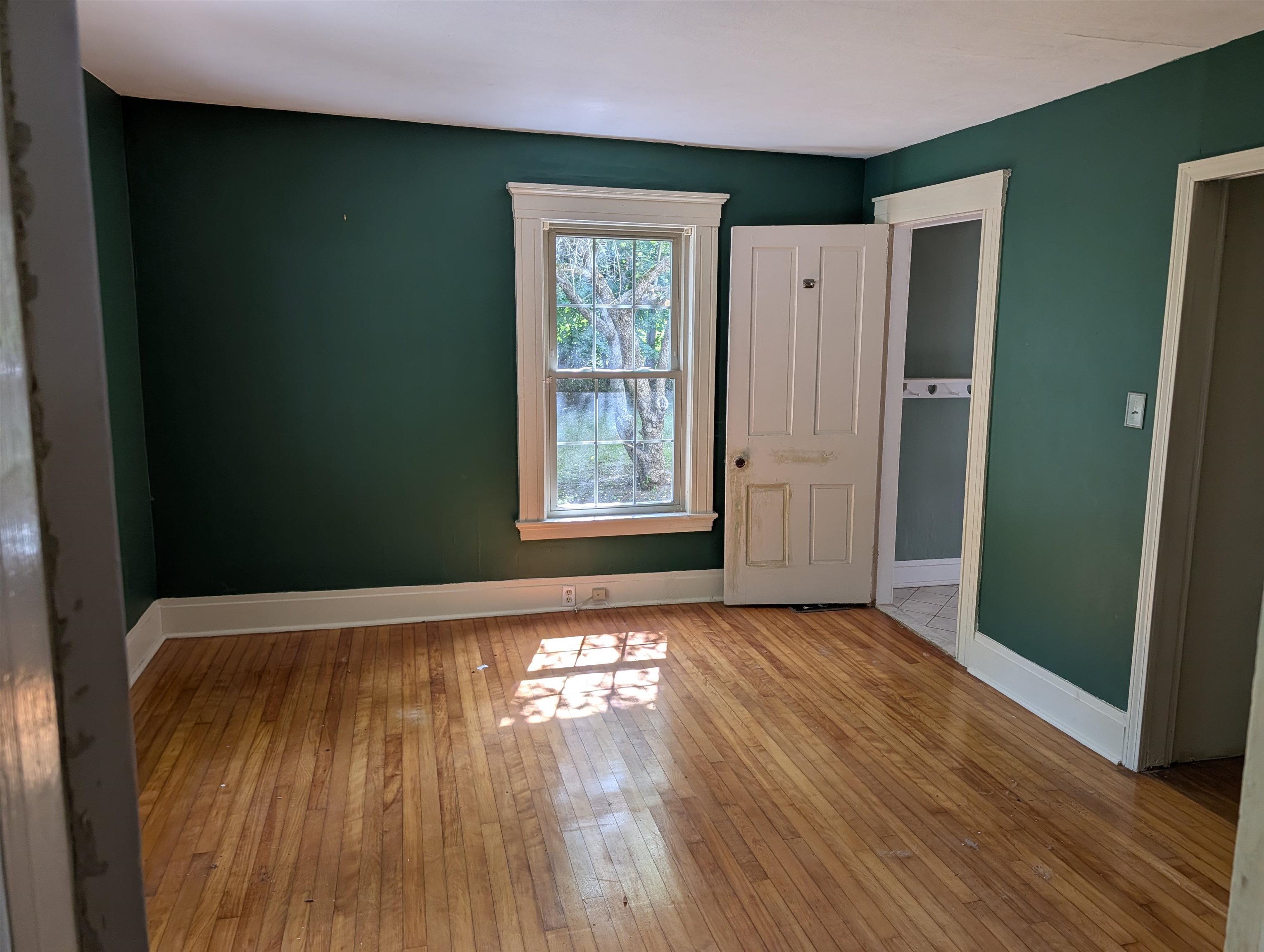 469 N State Street Property Photo 15