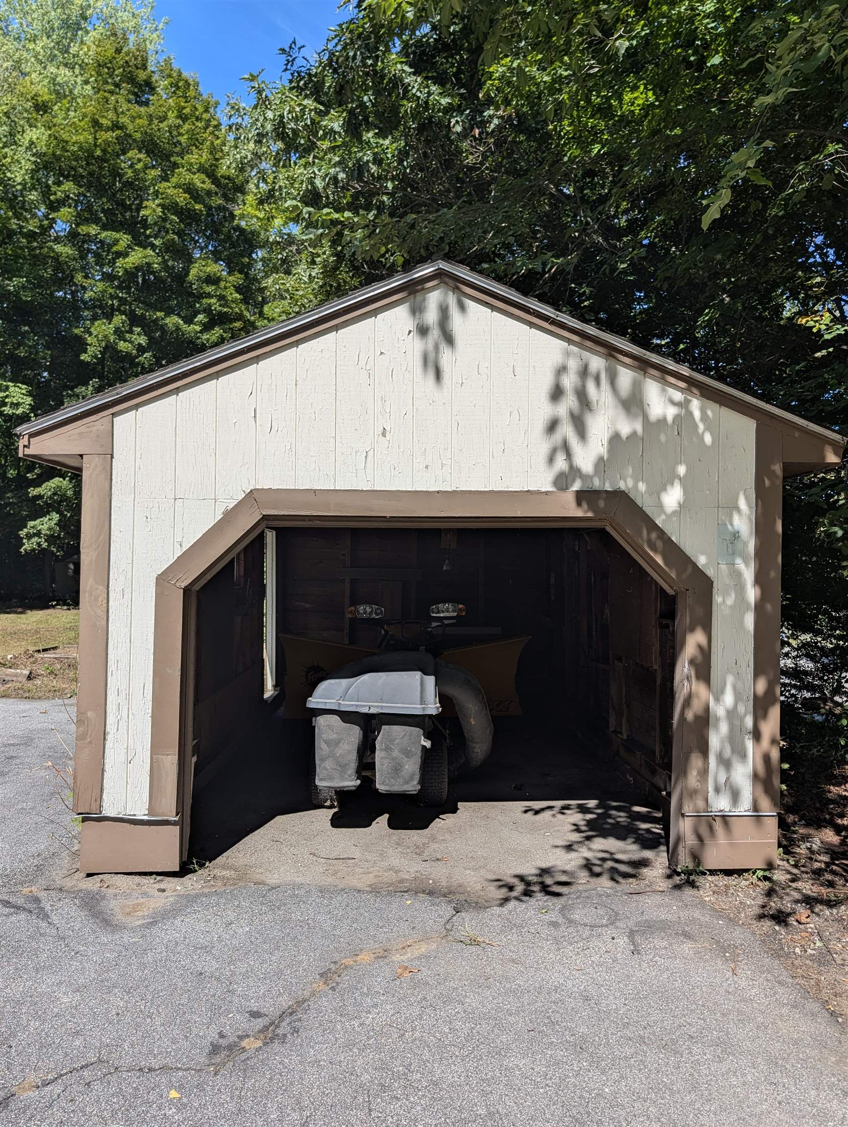 469 N State Street Property Photo 23
