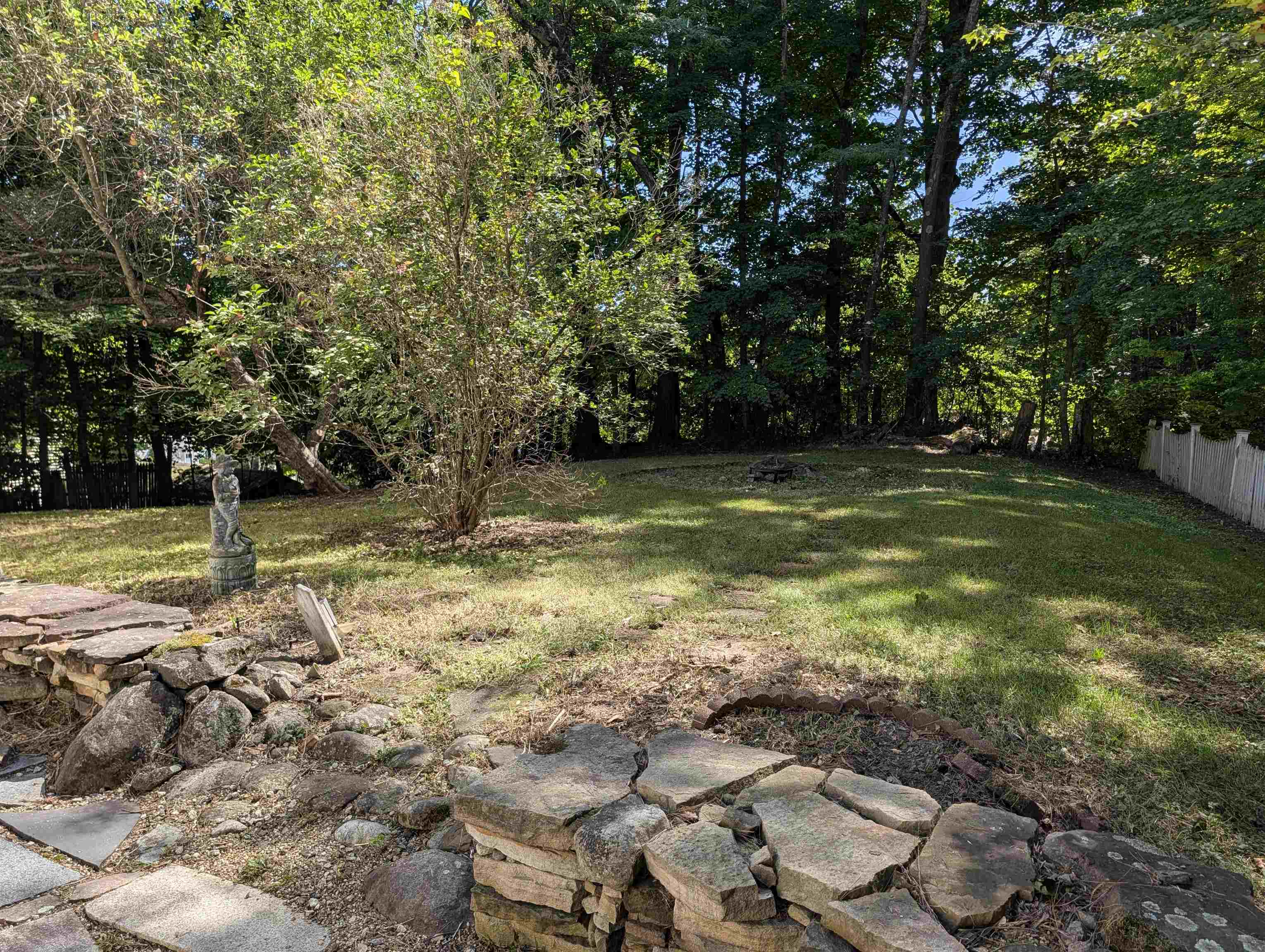 469 N State Street Property Photo 26