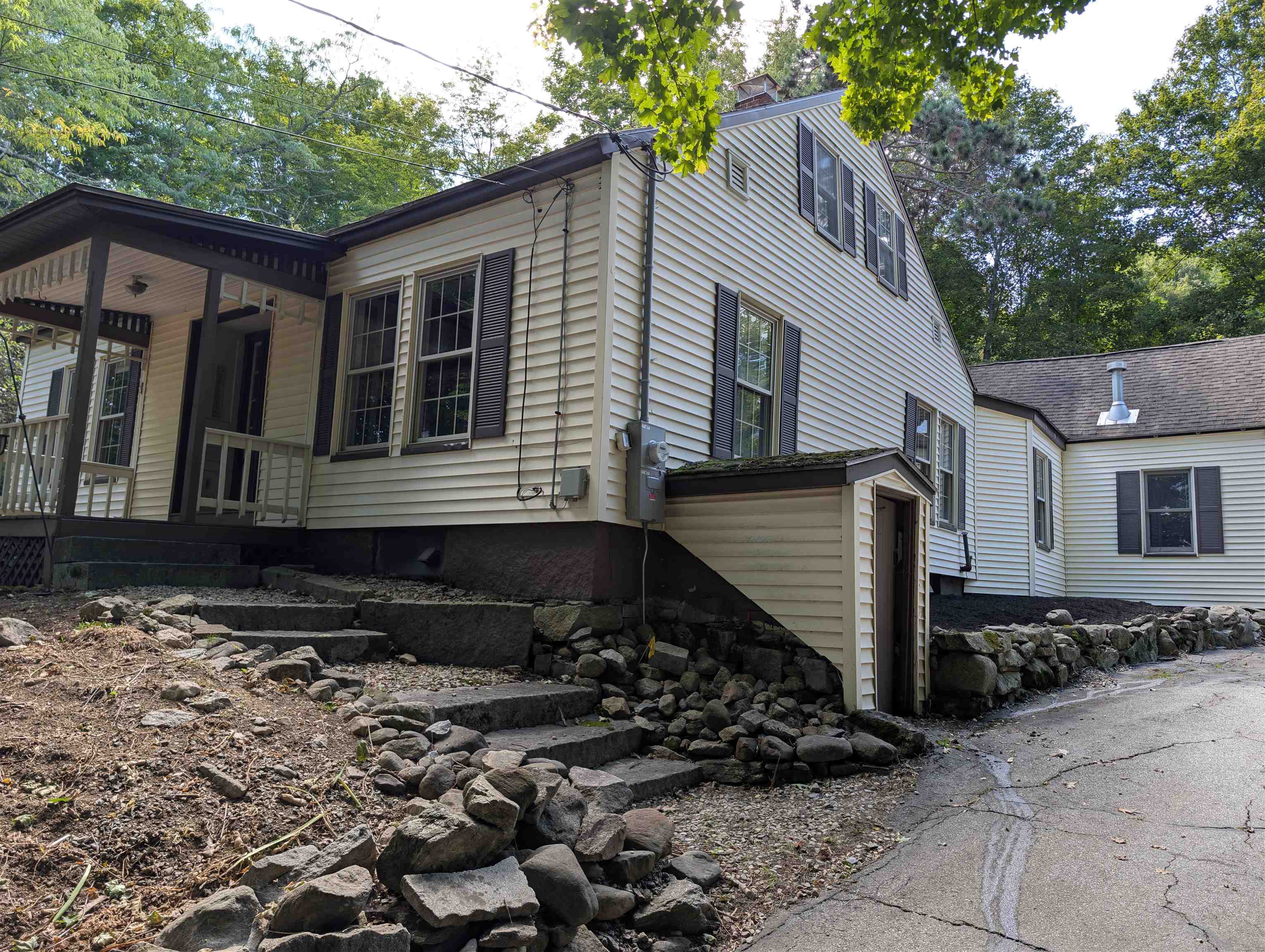 469 N State Street Property Photo 27