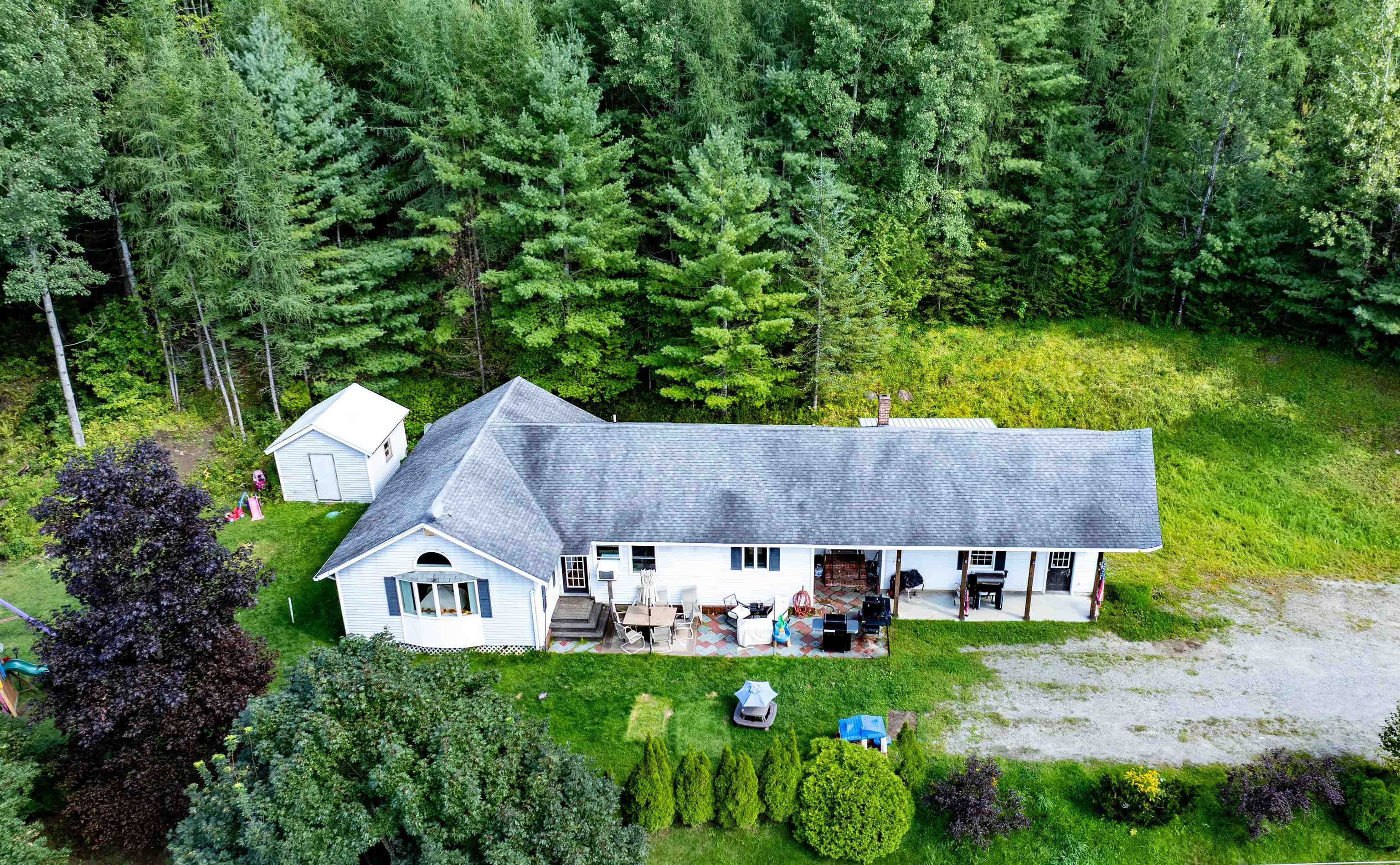 3433 Glover Street Property Photo 4