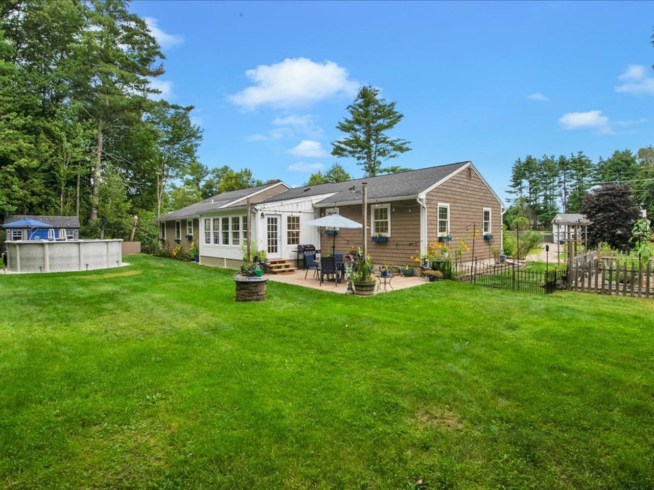 13 Pinehurst Drive Property Photo 2