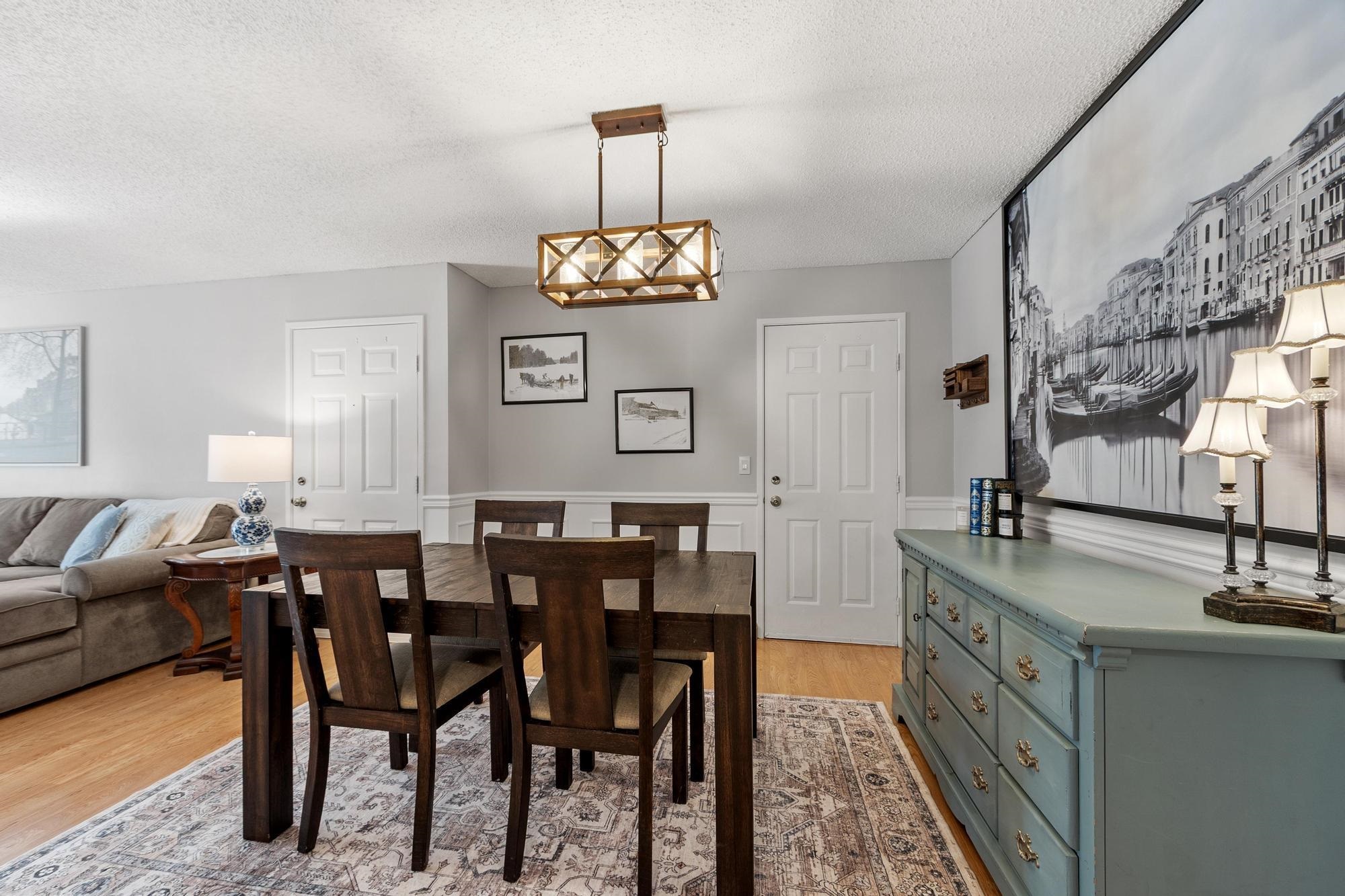 8 Northbrook Drive Property Photo 4