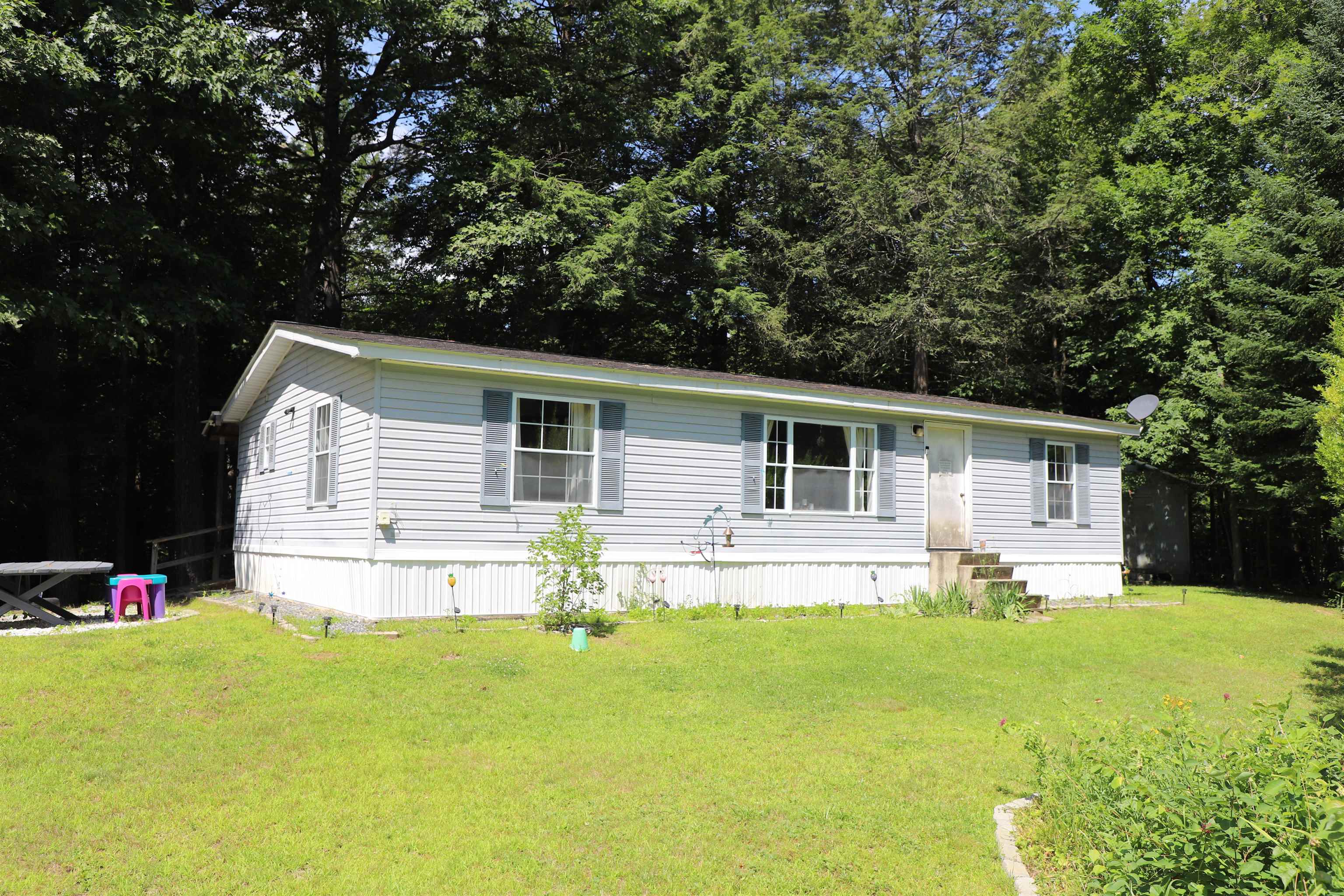 14 Deepwood Park Property Photo 1