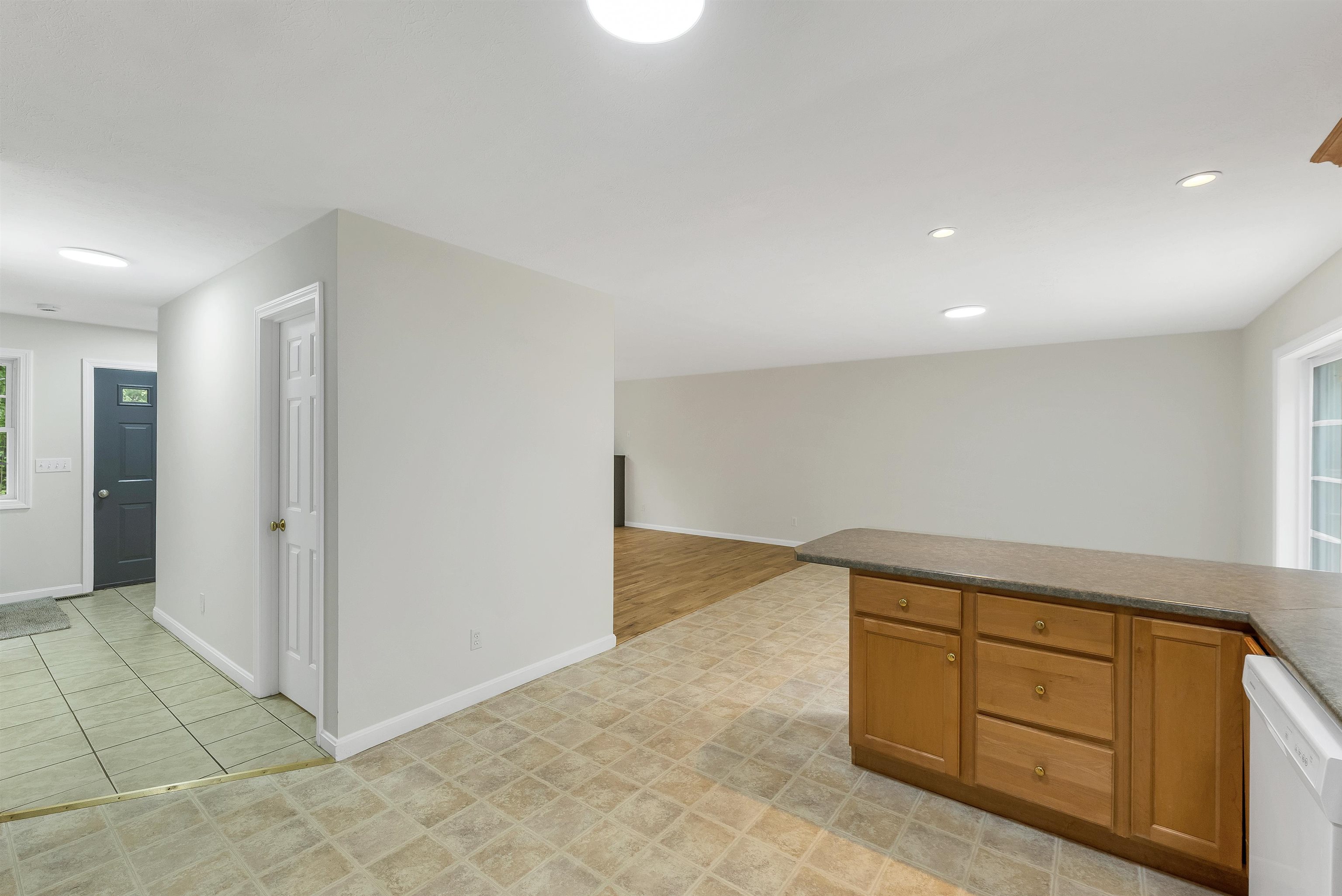166 Sandown Road Property Photo 7