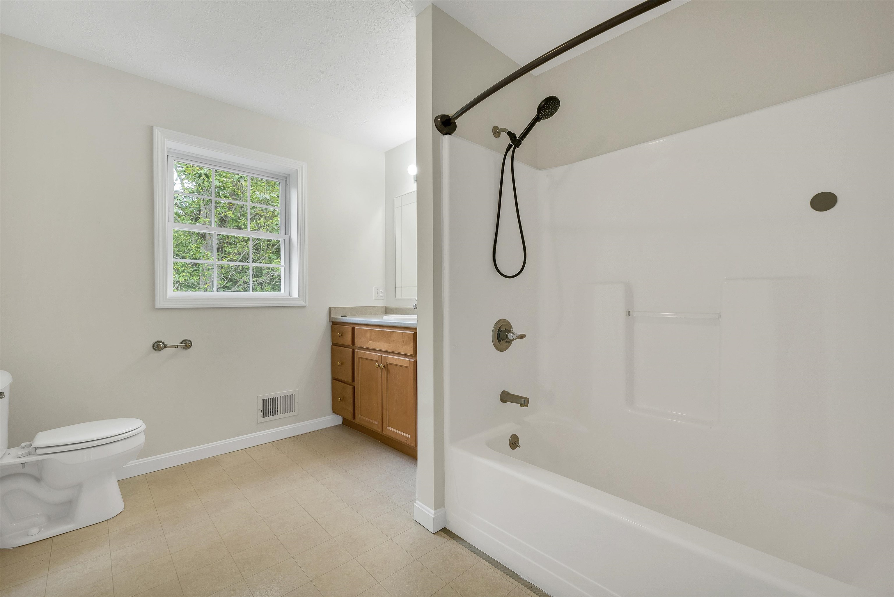 166 Sandown Road Property Photo 19