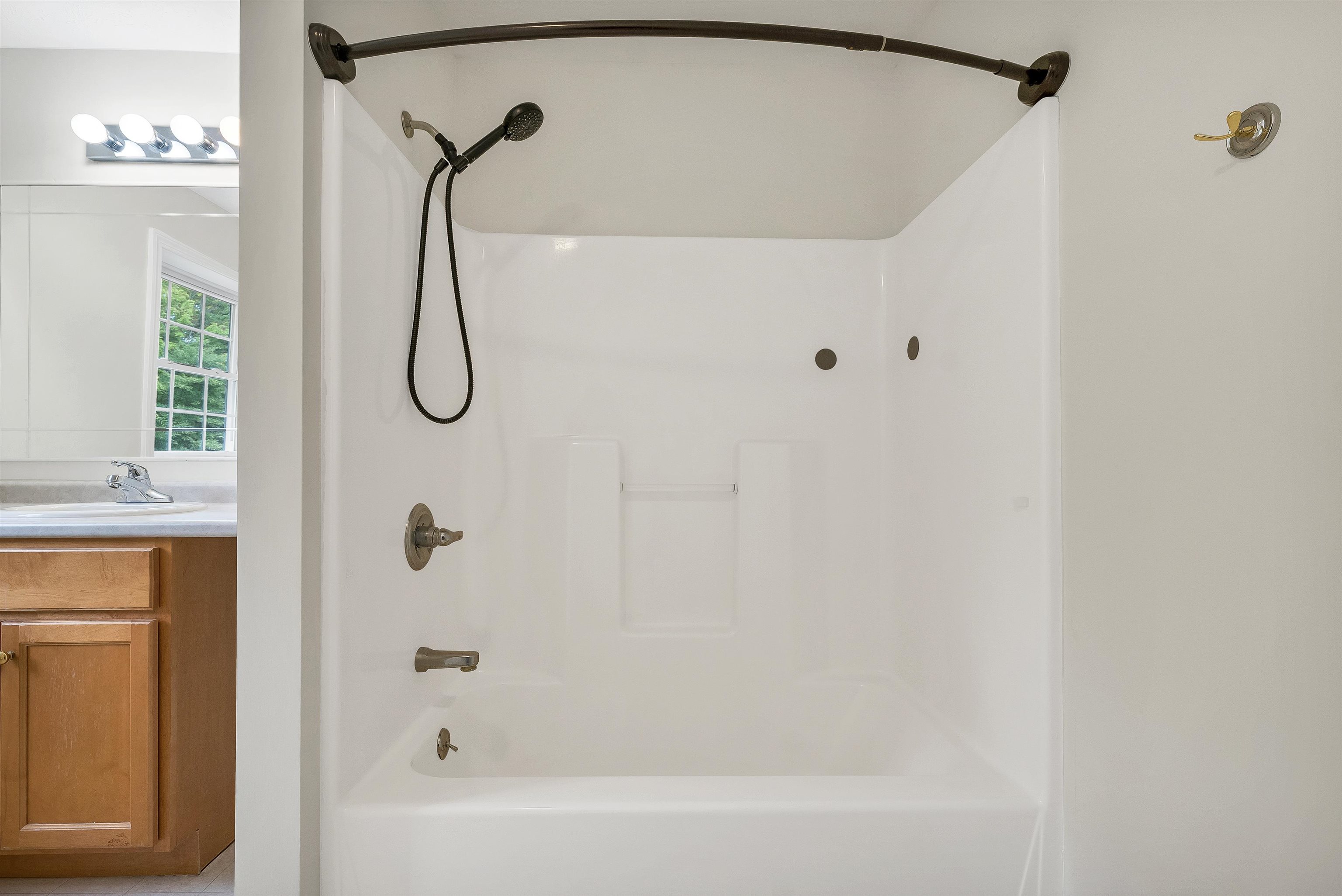 166 Sandown Road Property Photo 24