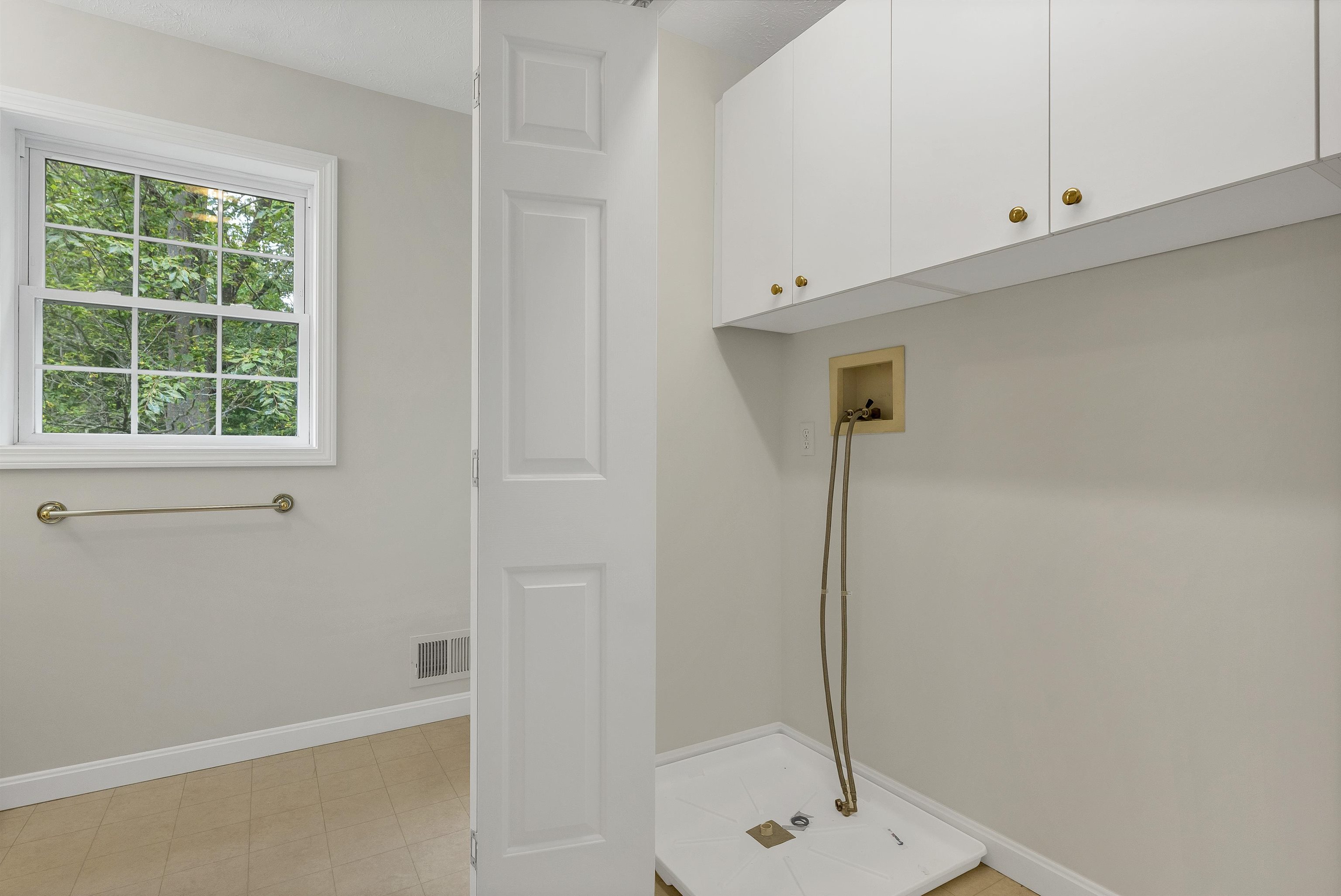 166 Sandown Road Property Photo 26