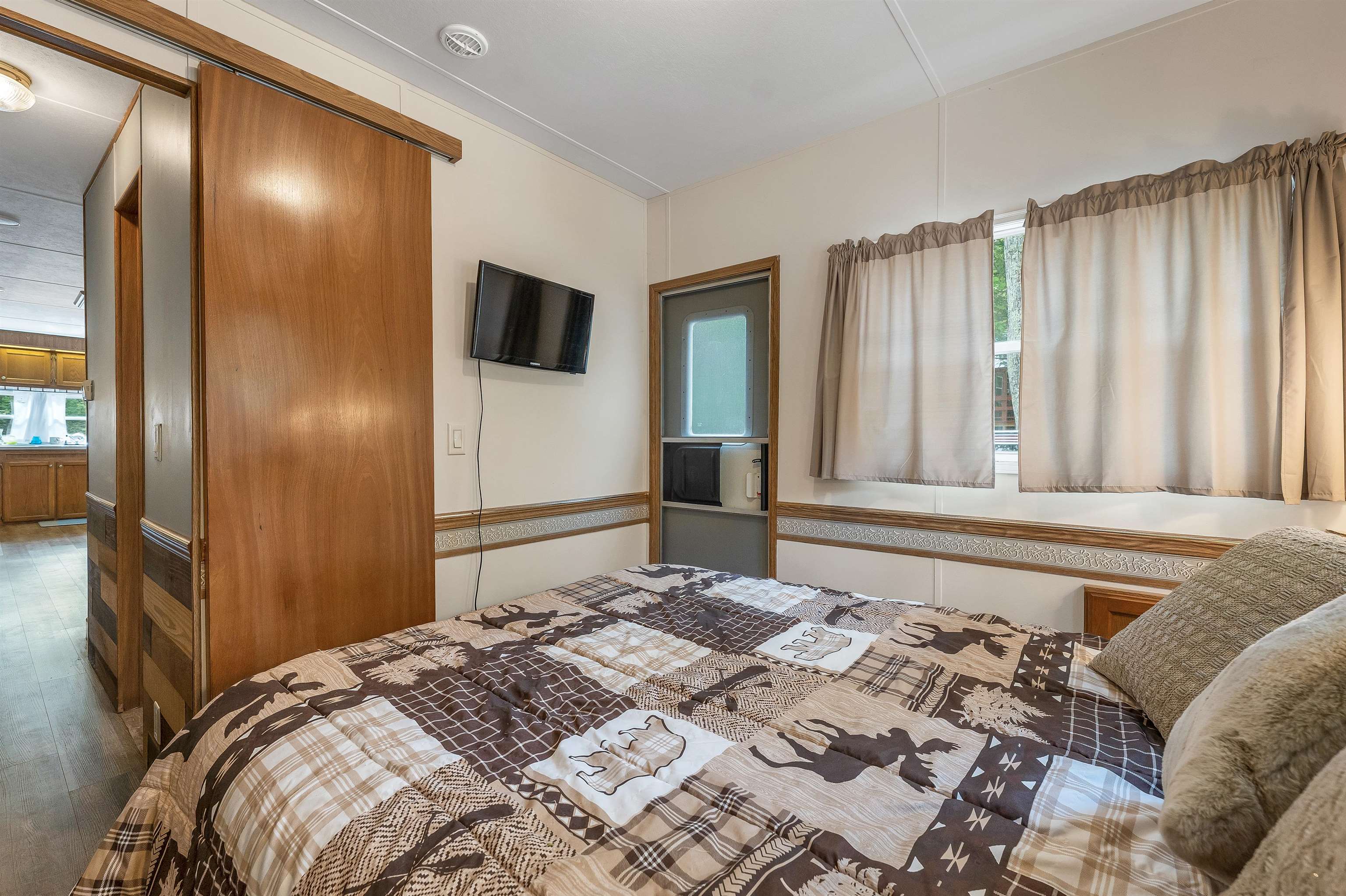 11 Paugus Circle Property Photo 7