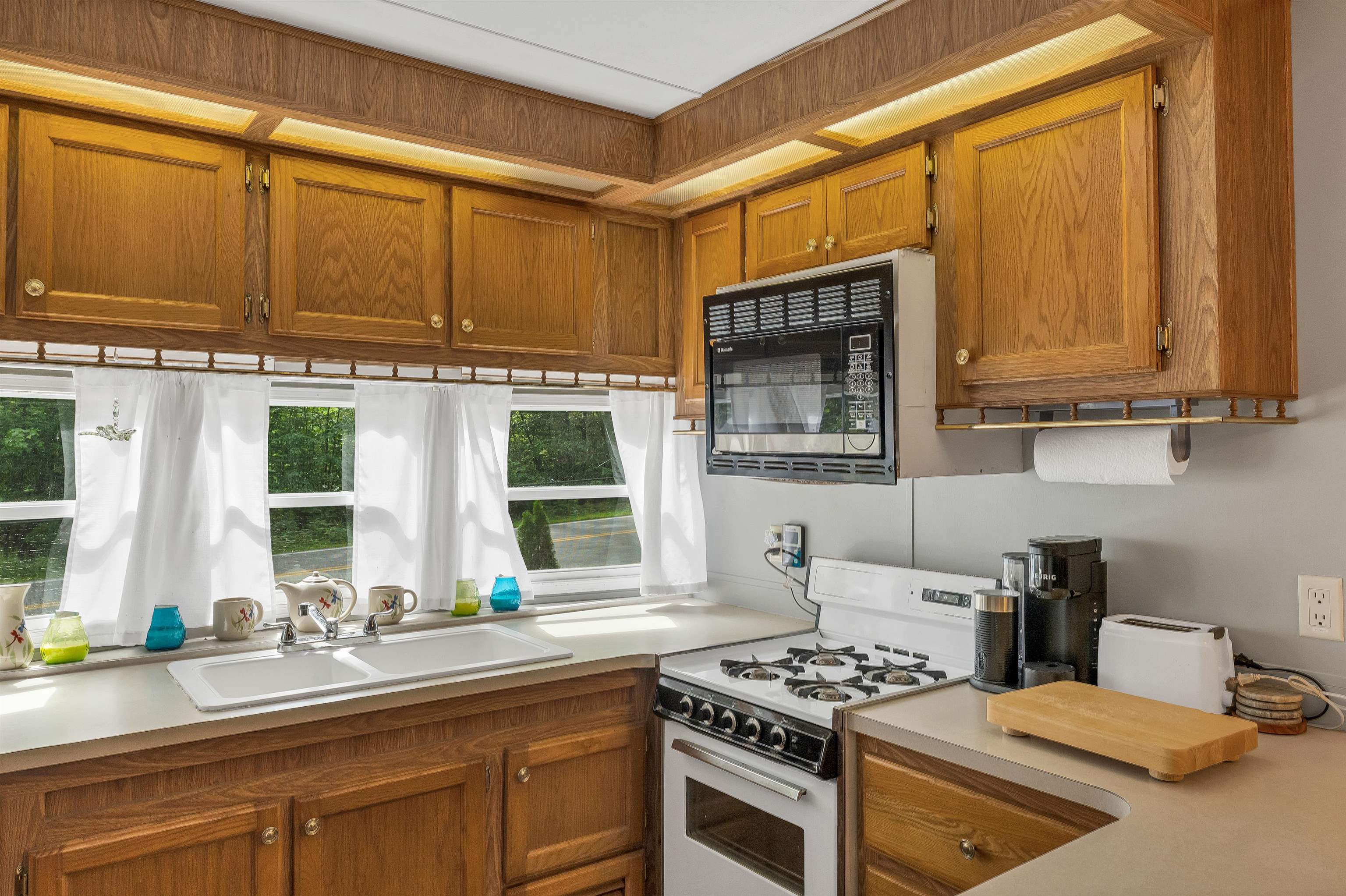 11 Paugus Circle Property Photo 8