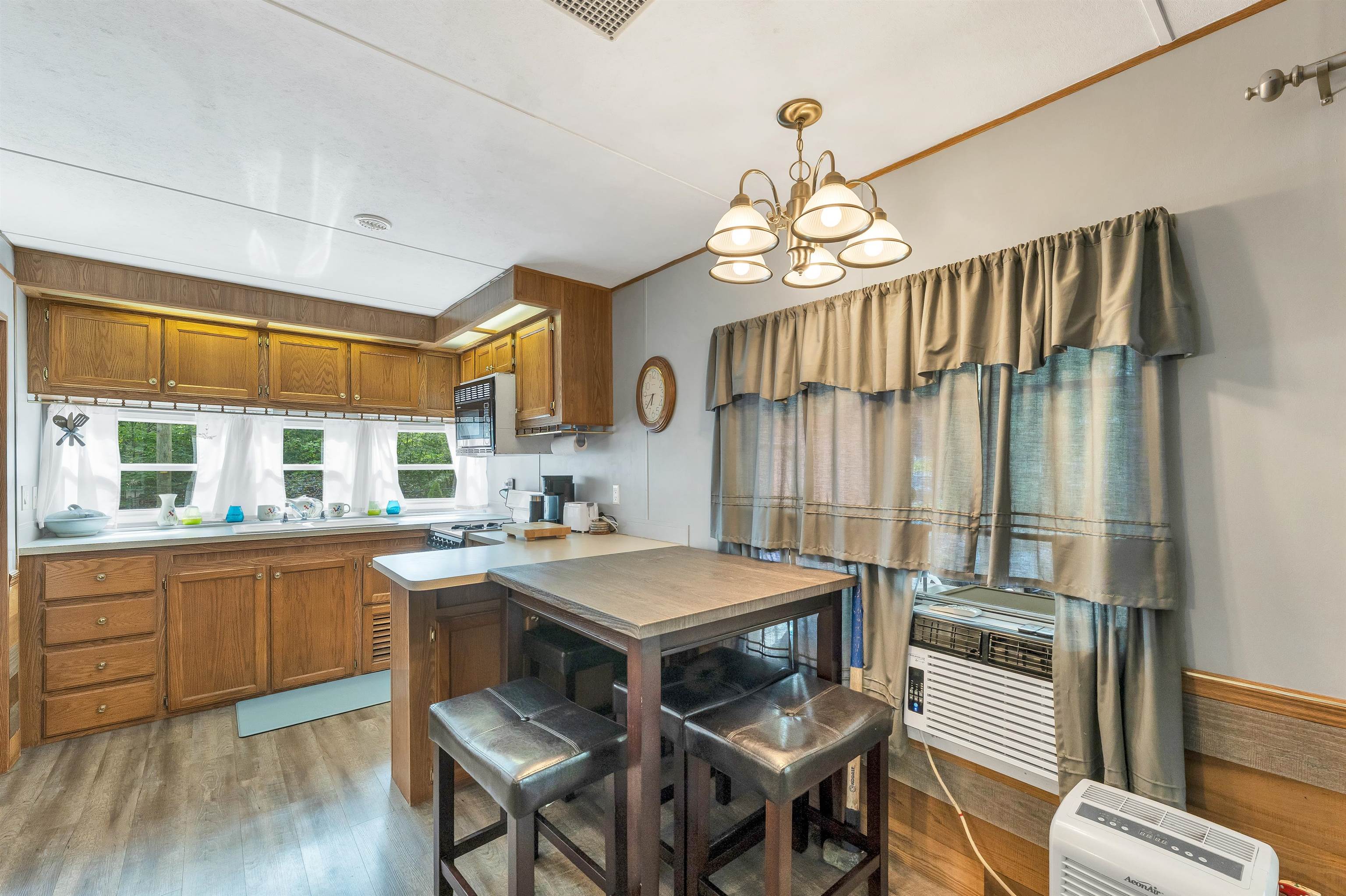 11 Paugus Circle Property Photo 12