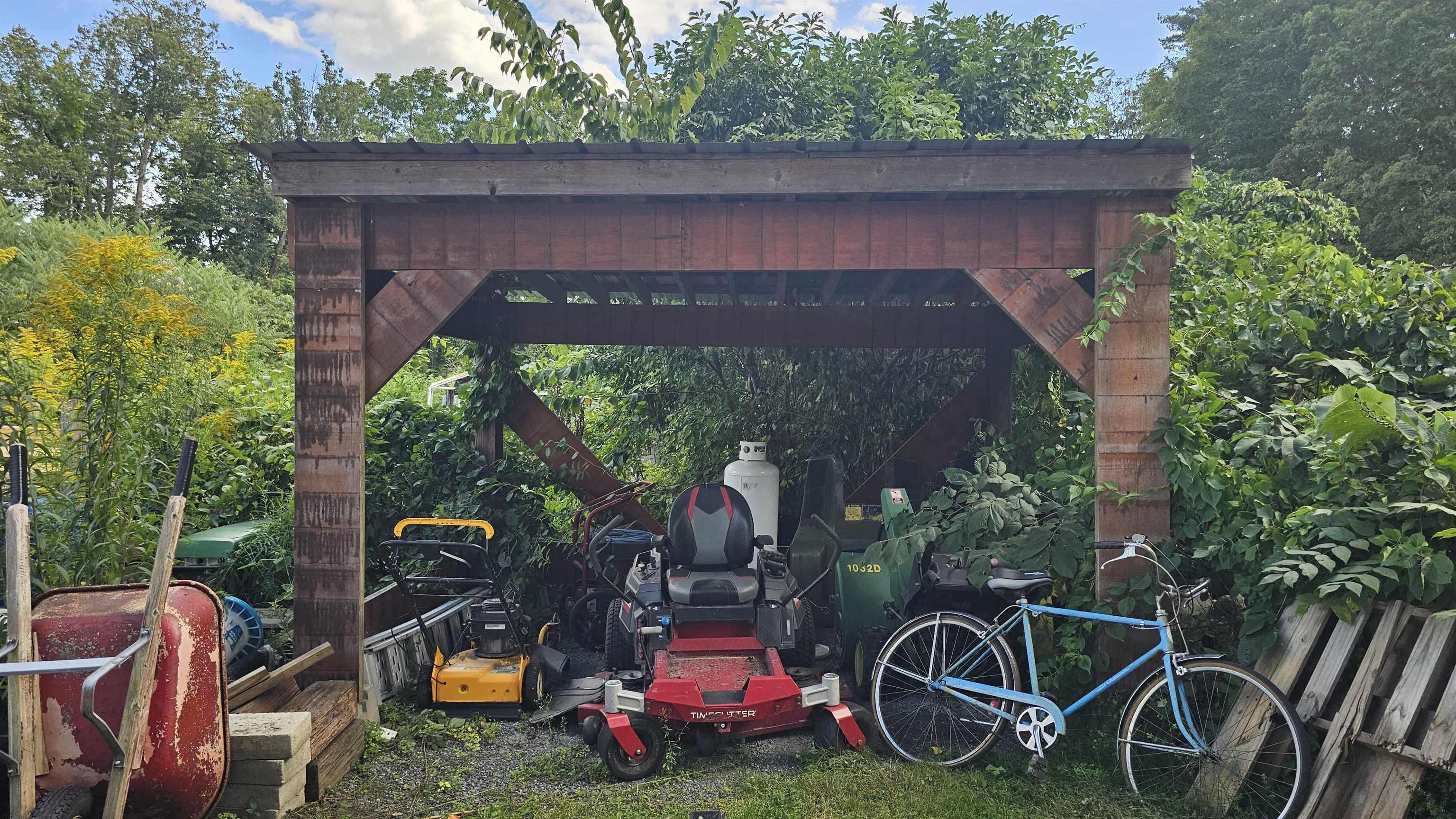 327 Vermont Route 313 W Property Photo 19