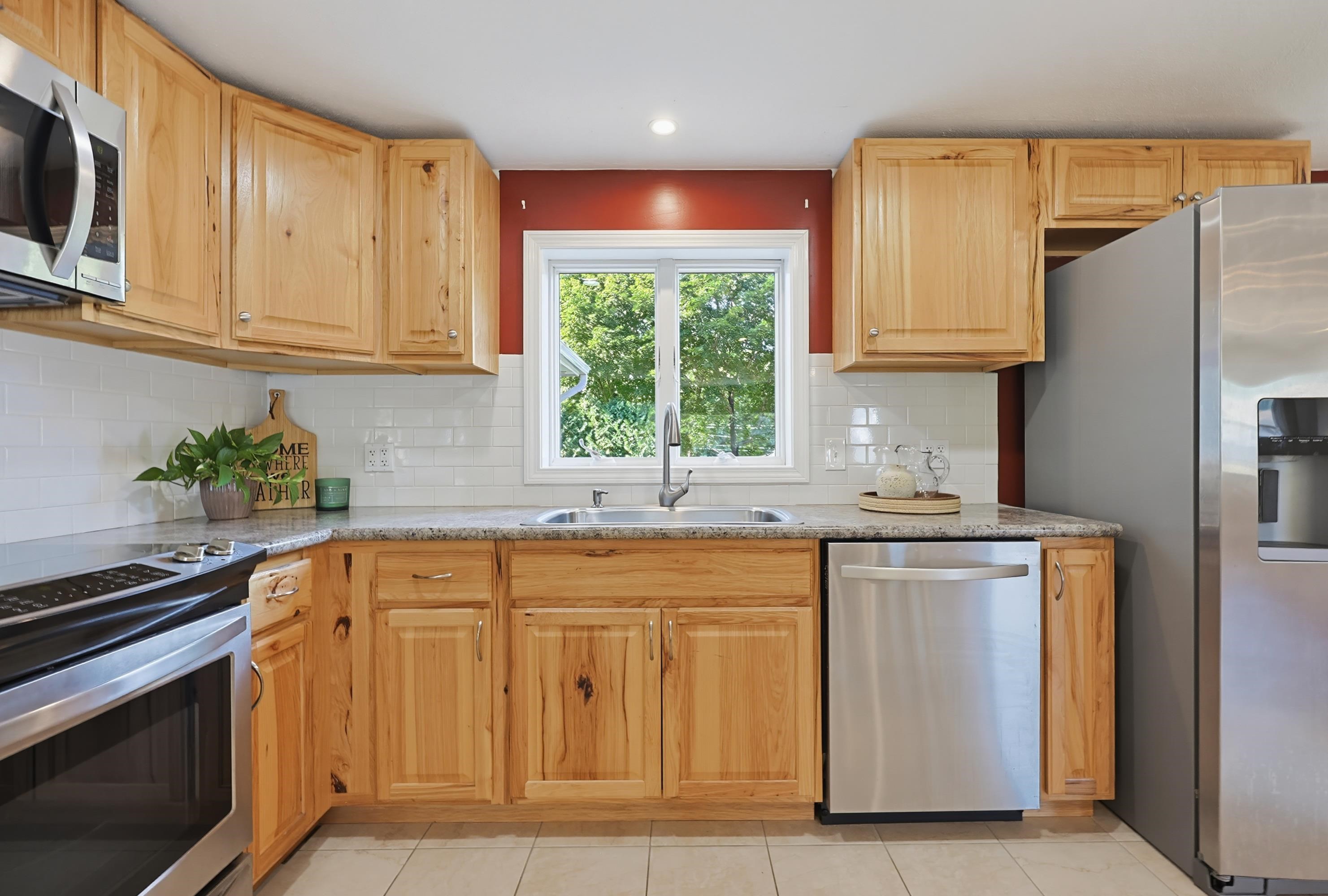 12 Olive Avenue Property Photo 14
