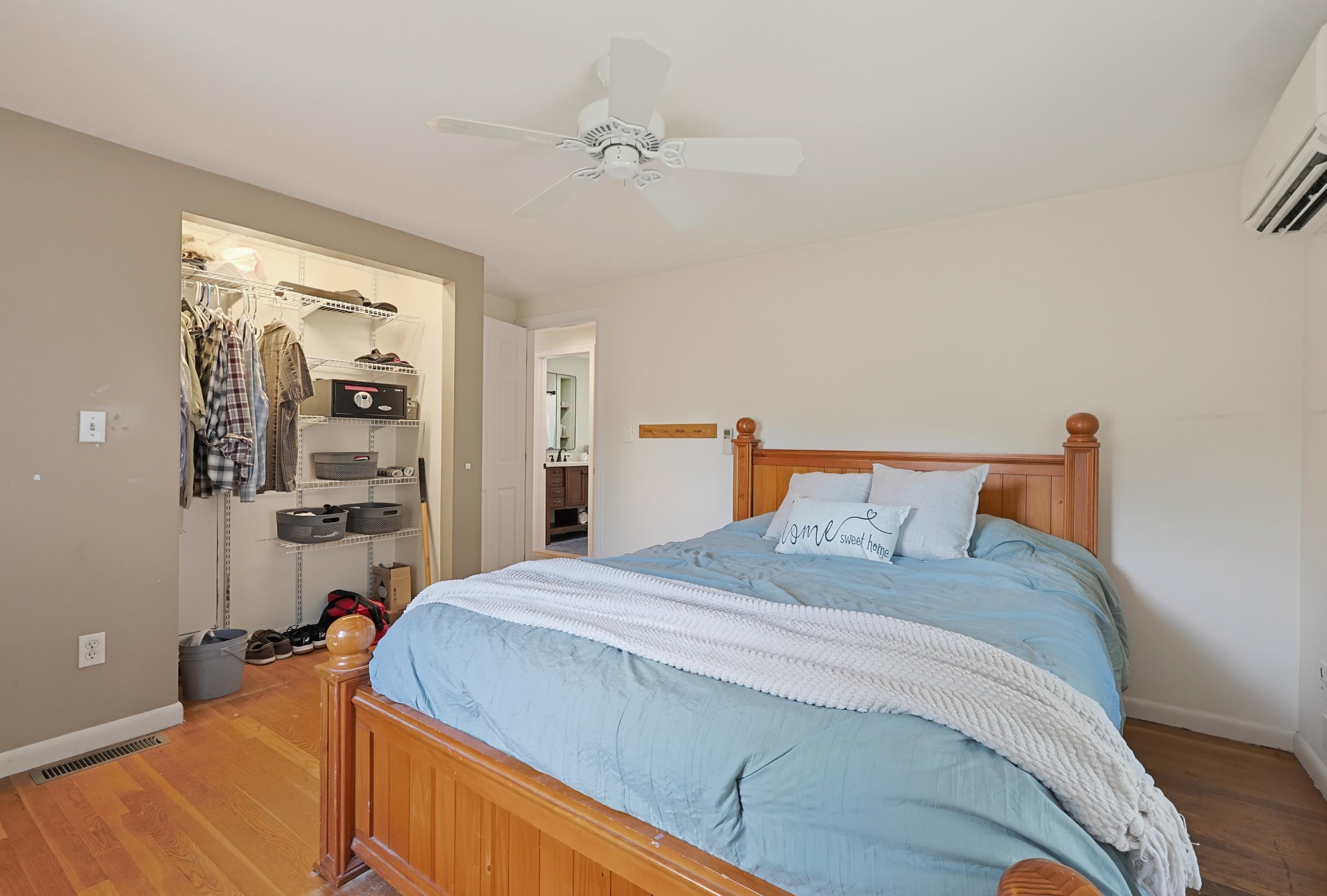 12 Olive Avenue Property Photo 24