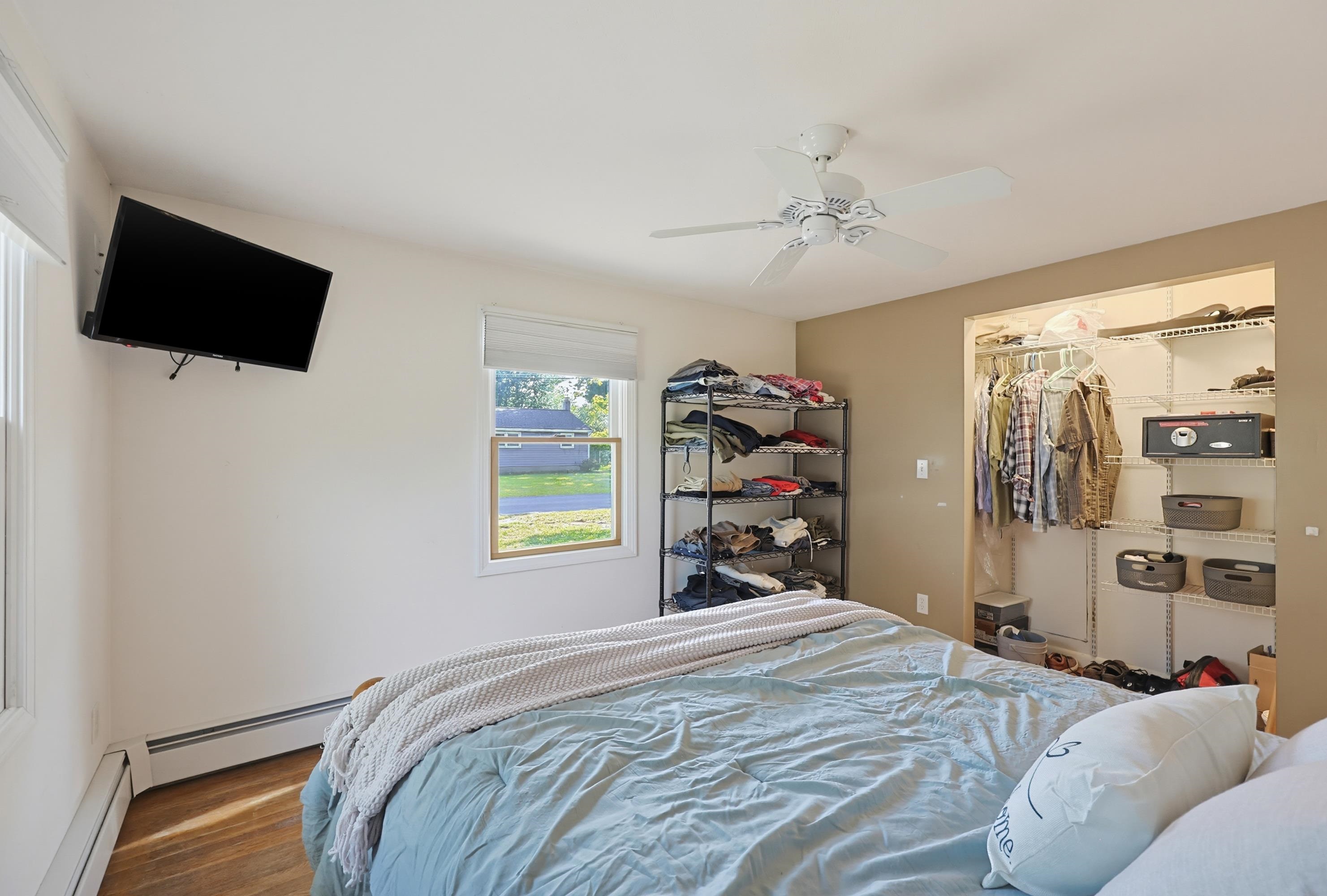 12 Olive Avenue Property Photo 25