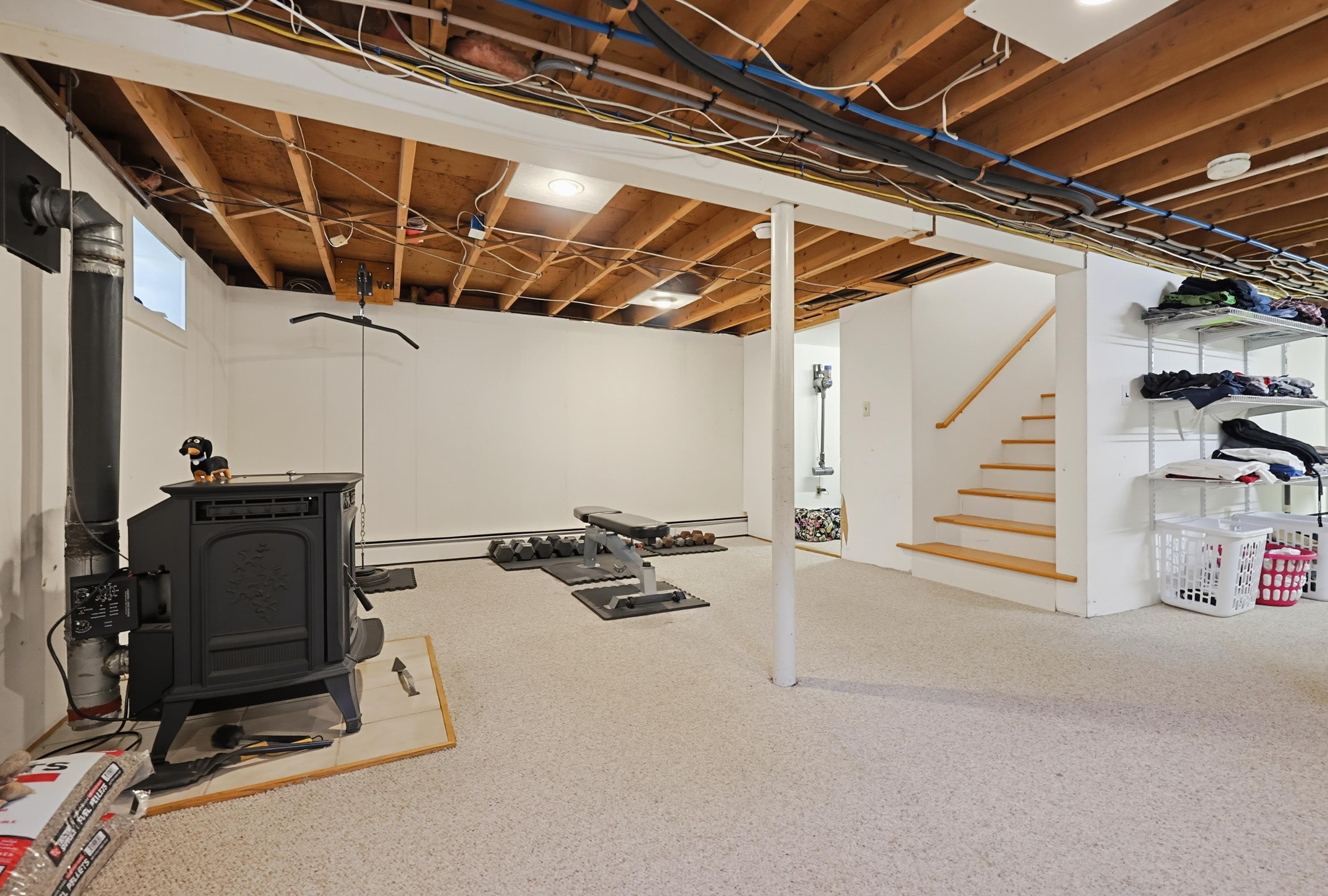 12 Olive Avenue Property Photo 28