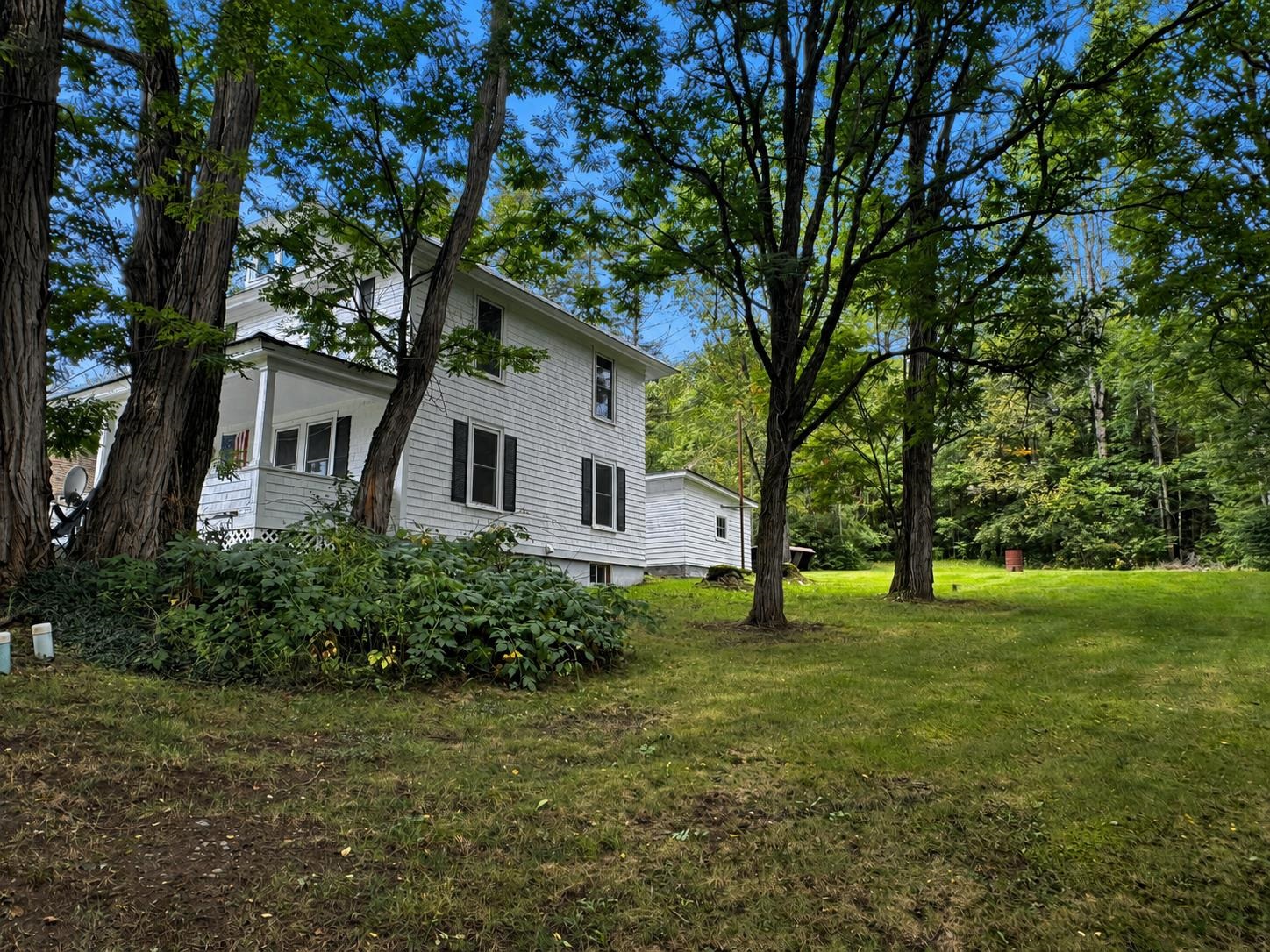 16 Commercial Avenue Property Photo 2