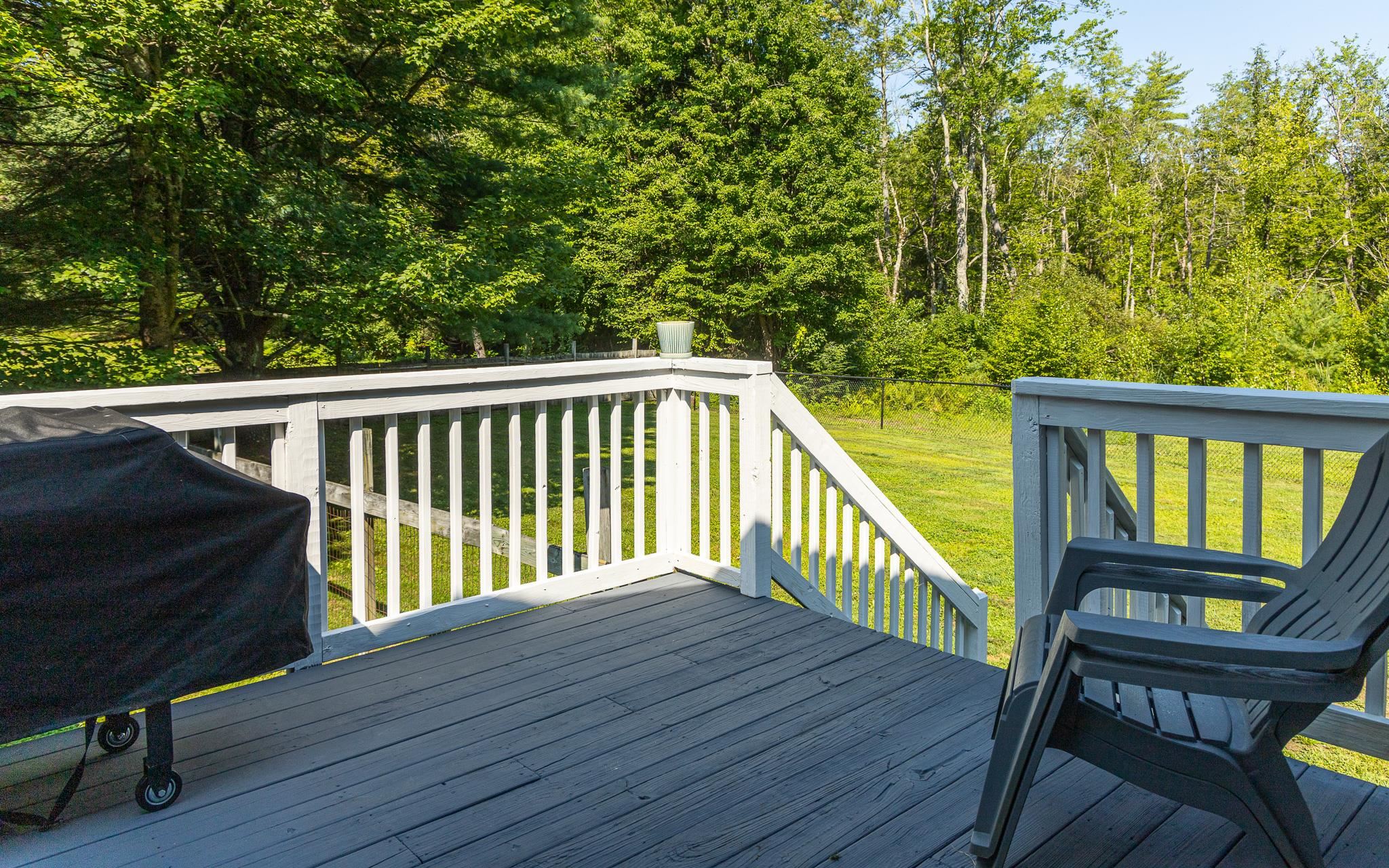 205 Sugar Maple Lane Property Photo 9