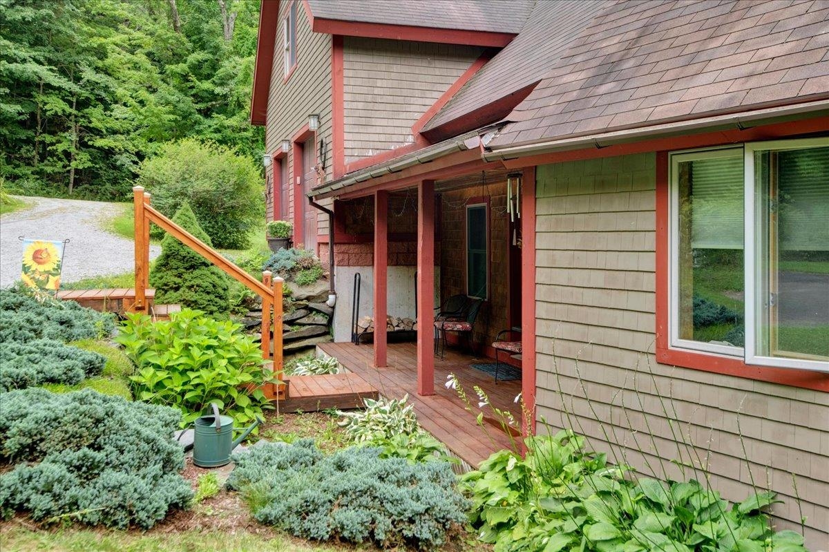 425 Poker Hill Road Property Photo 1